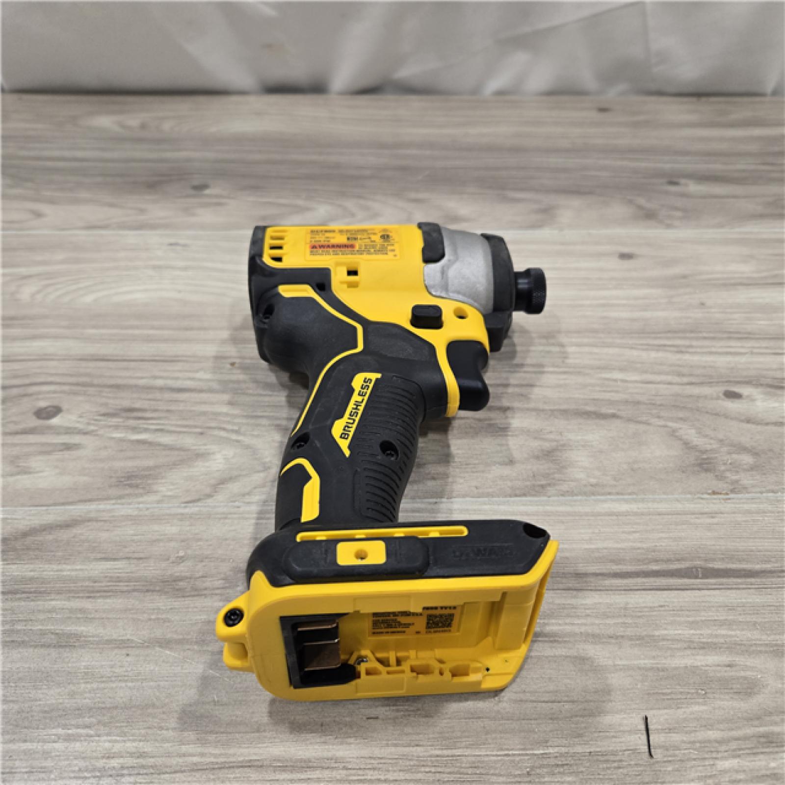 AS-IS DeWALT ATOMIC 20V MAX Cordless Compact Impact Driver Kit