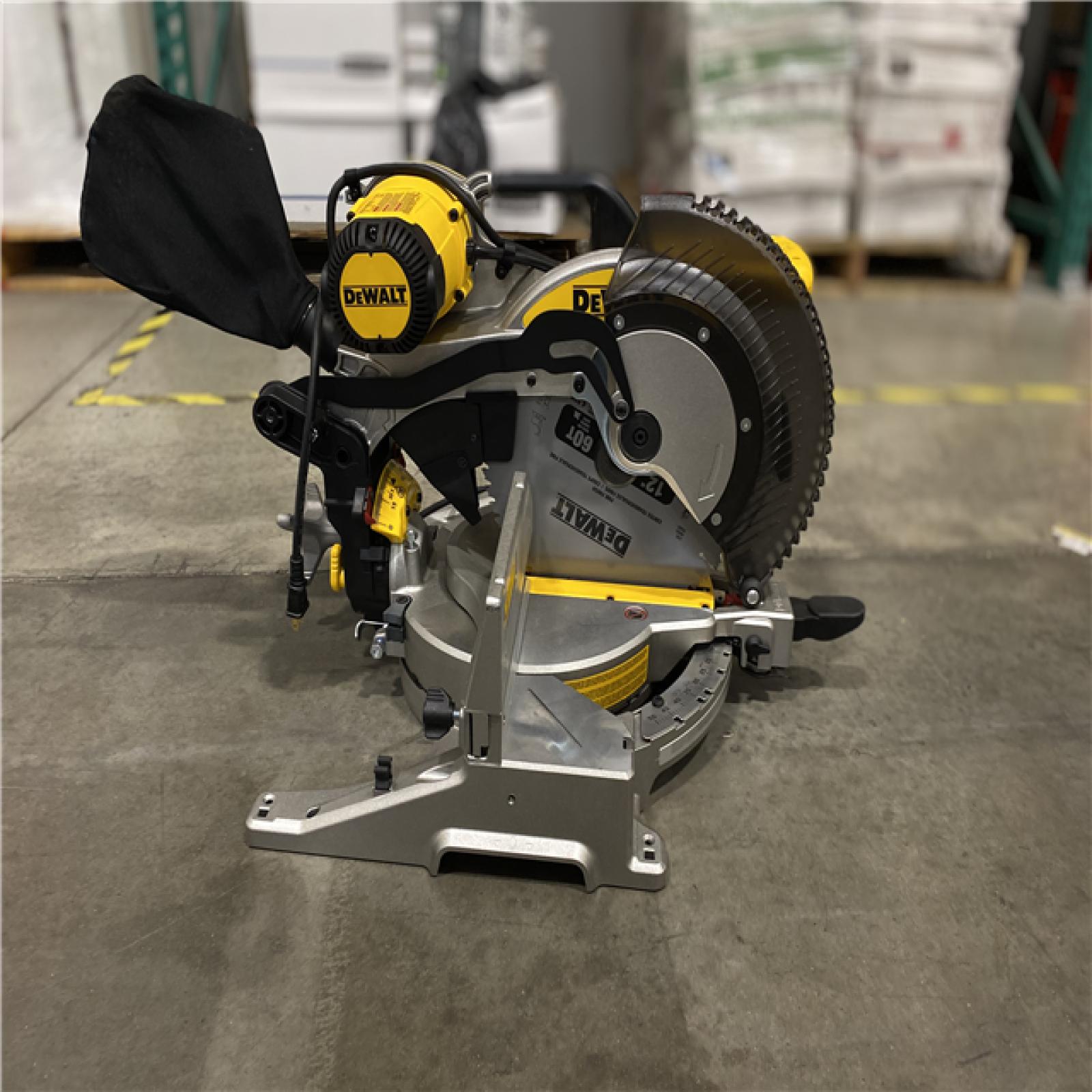 Dallas Location - As-Is 	AS-IS - DeWalt 15 Amp Corded 12 in. Compound Double Bevel Miter Saw