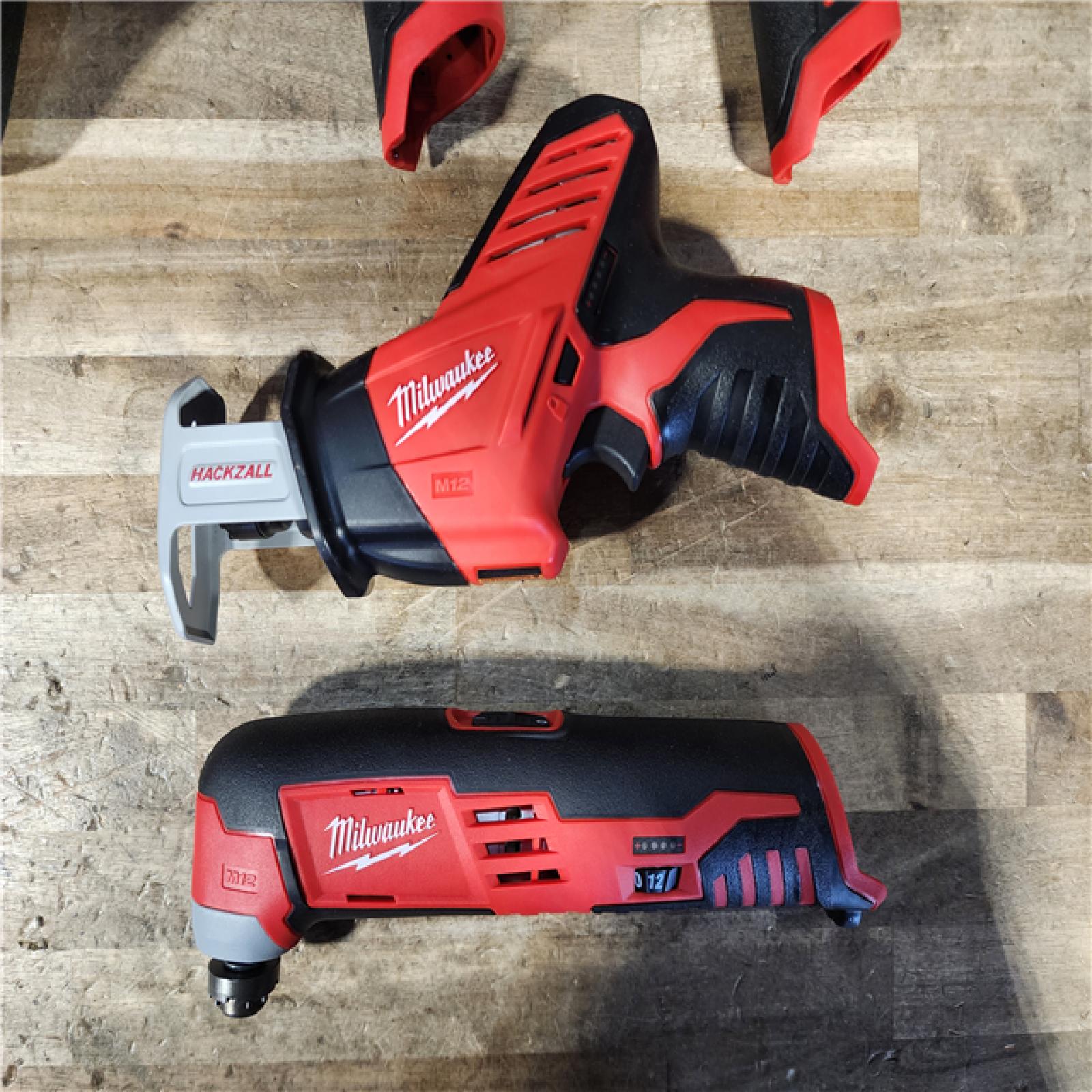 HOUSTON LOCATION - AS-IS MILWAUKEE 4 TOOL COMBO KIT W/ (2) BATTERY & CHARGER