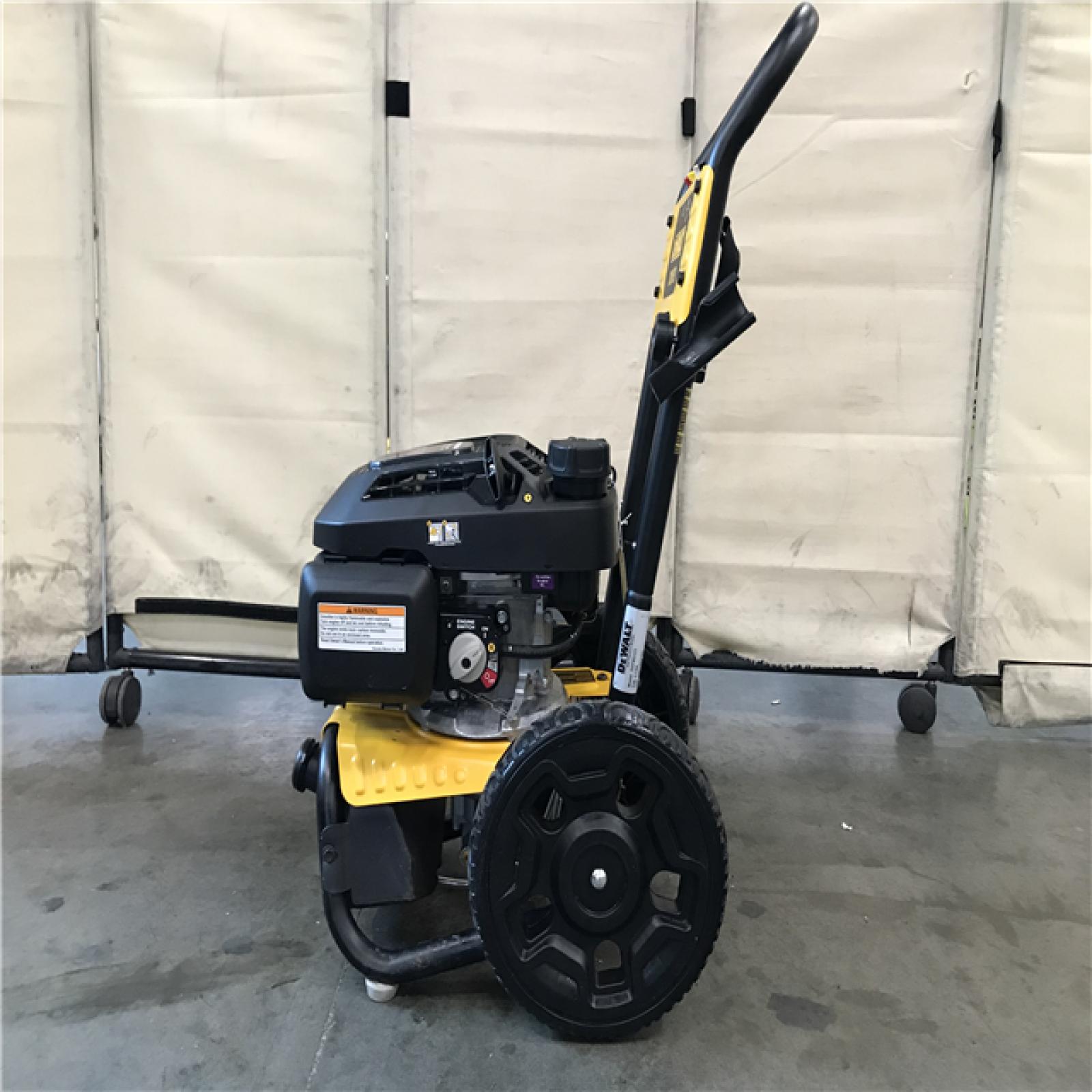 California AS-IS DEWALT 3100 PSI at 2.3 GPM Honda Cold Water Professional Gas Pressure Washer-Appears LIKE-NEW Condition