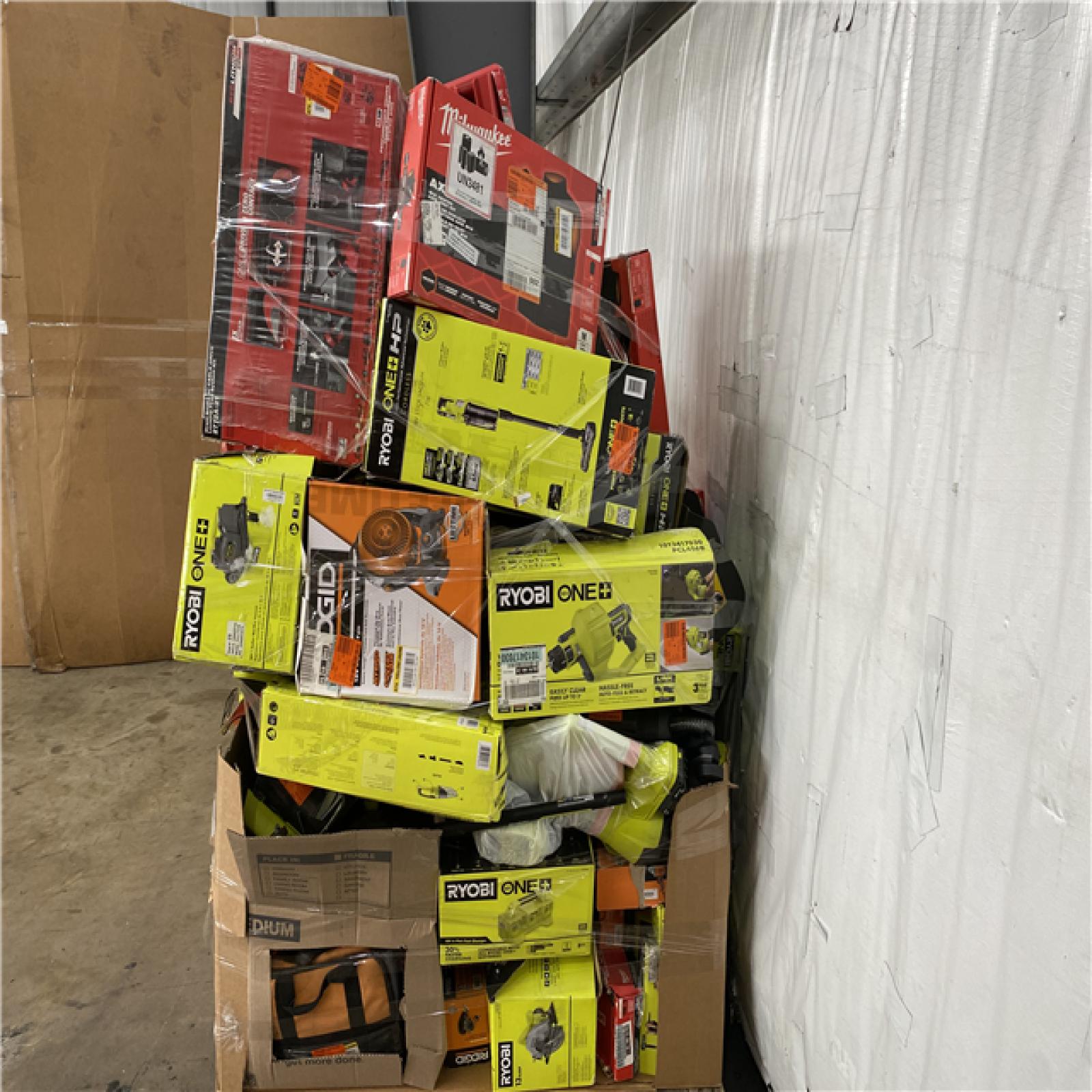 Houston Location AS IS - Tool Pallet