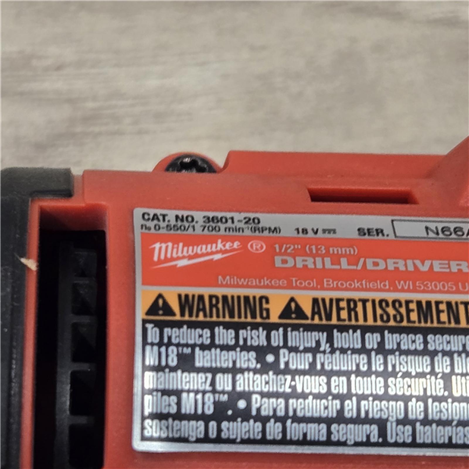 AS-IS Milwaukee 3601-22CT M18 18V Drill/Driver Kit