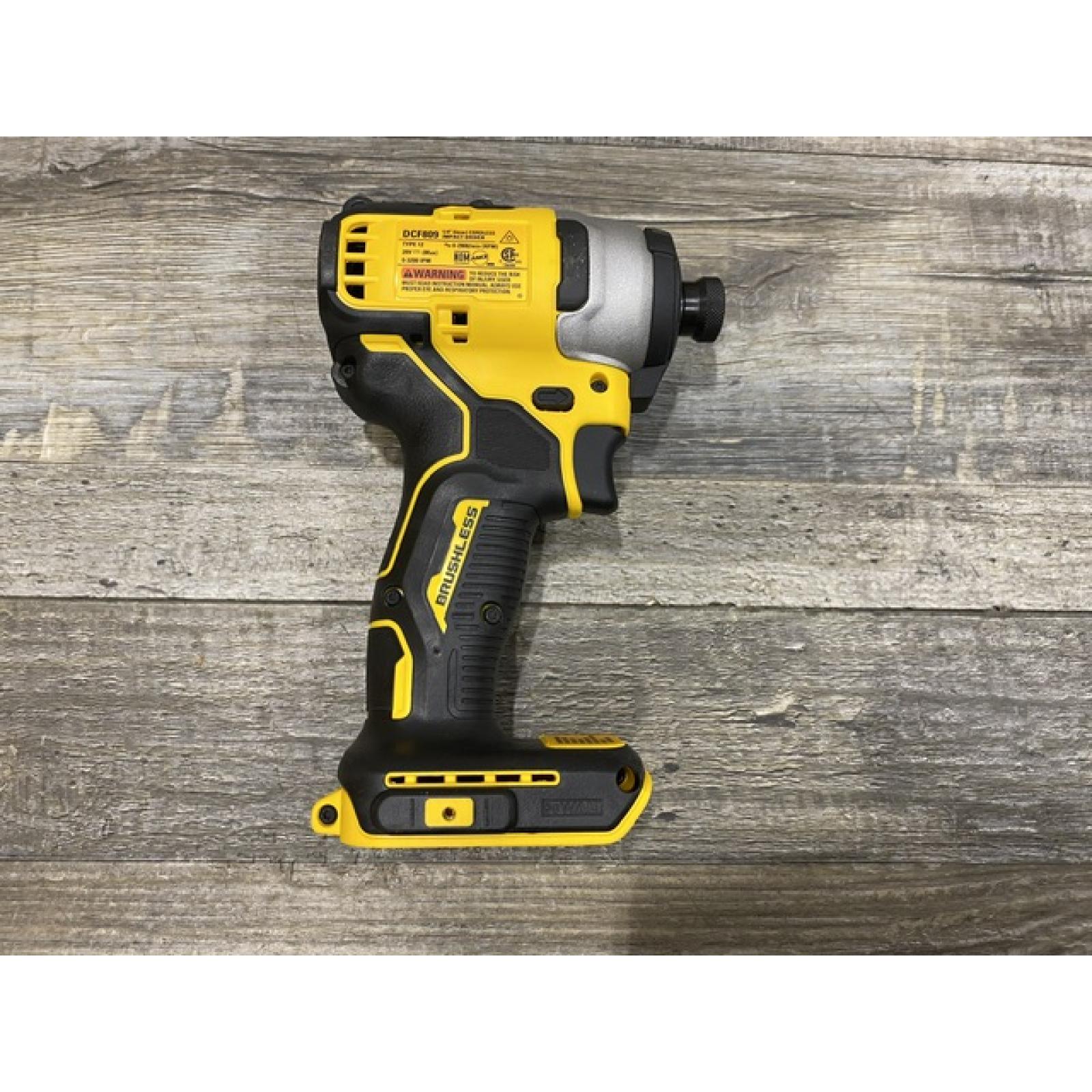 AS-IS DEWALT Atomic 20V Max Lithium-Ion Brushless Cordless Compact 1/4 in. Impact Driver Kit
