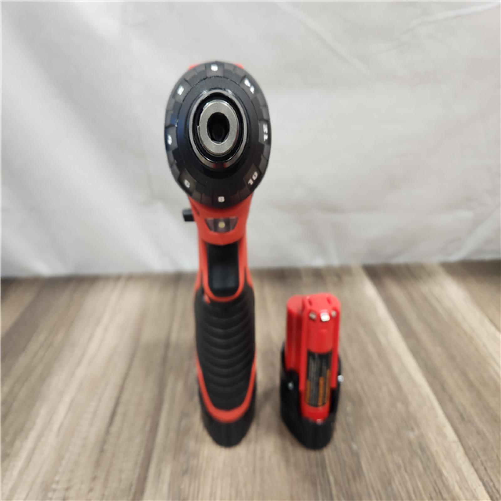 AS-IS- Milwaukee  - M12 12V Cordless Screwdriver Kit