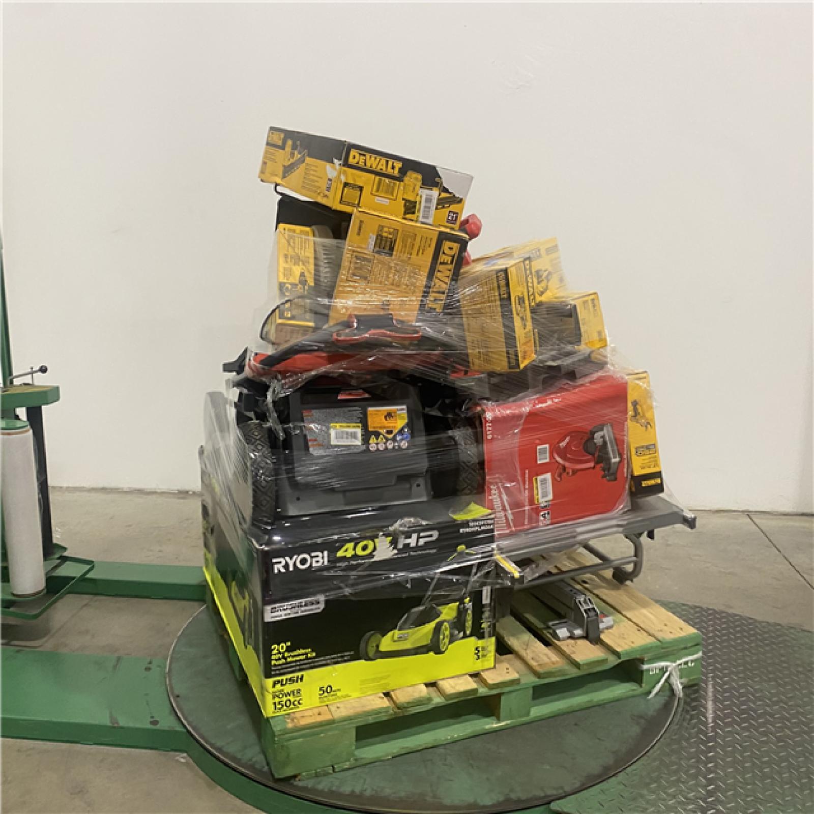 Dallas Location - As-Is Tool Pallet