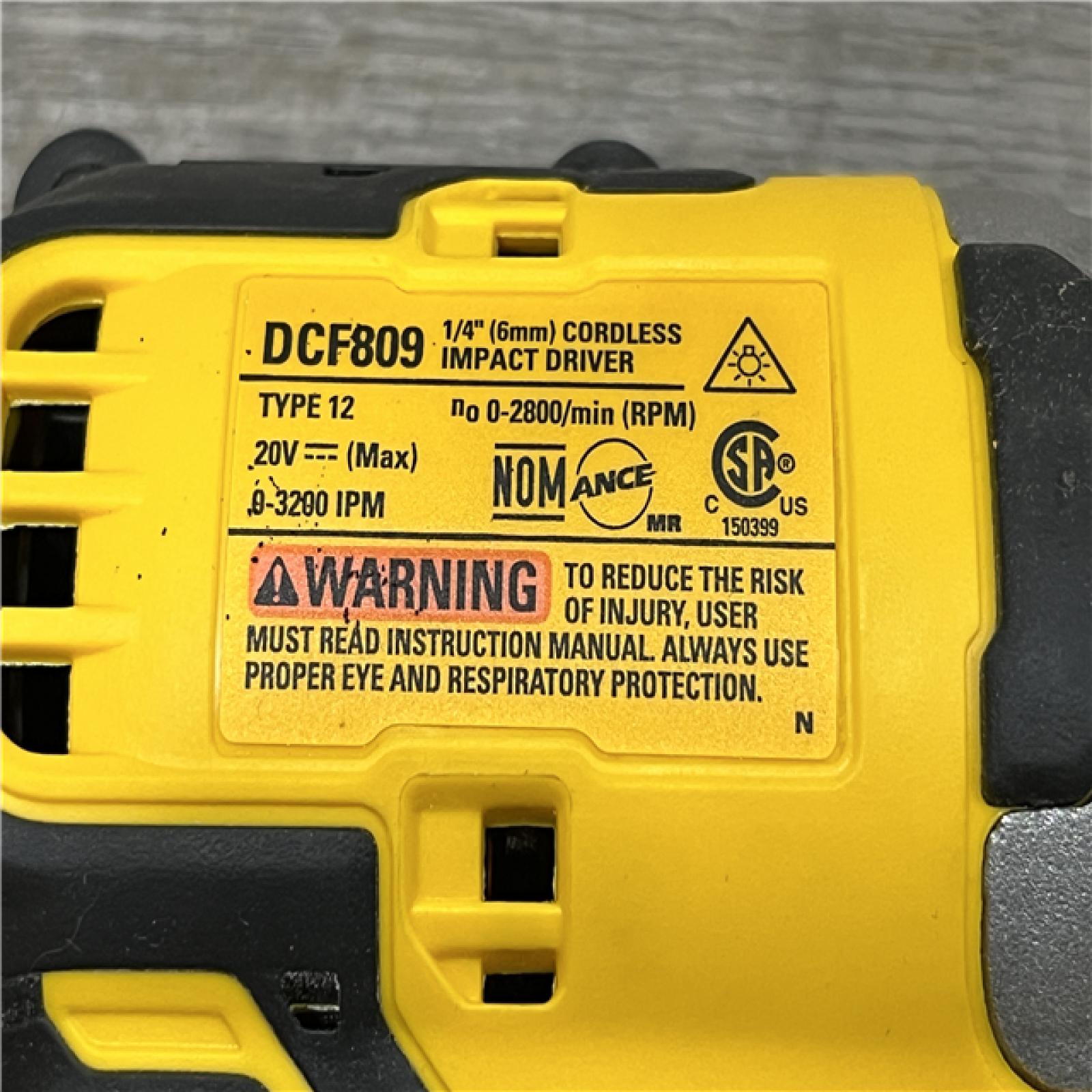 AS-IS DEWALT Atomic 20V Max Lithium-Ion Brushless Cordless Compact 1/4 in. Impact Driver Kit