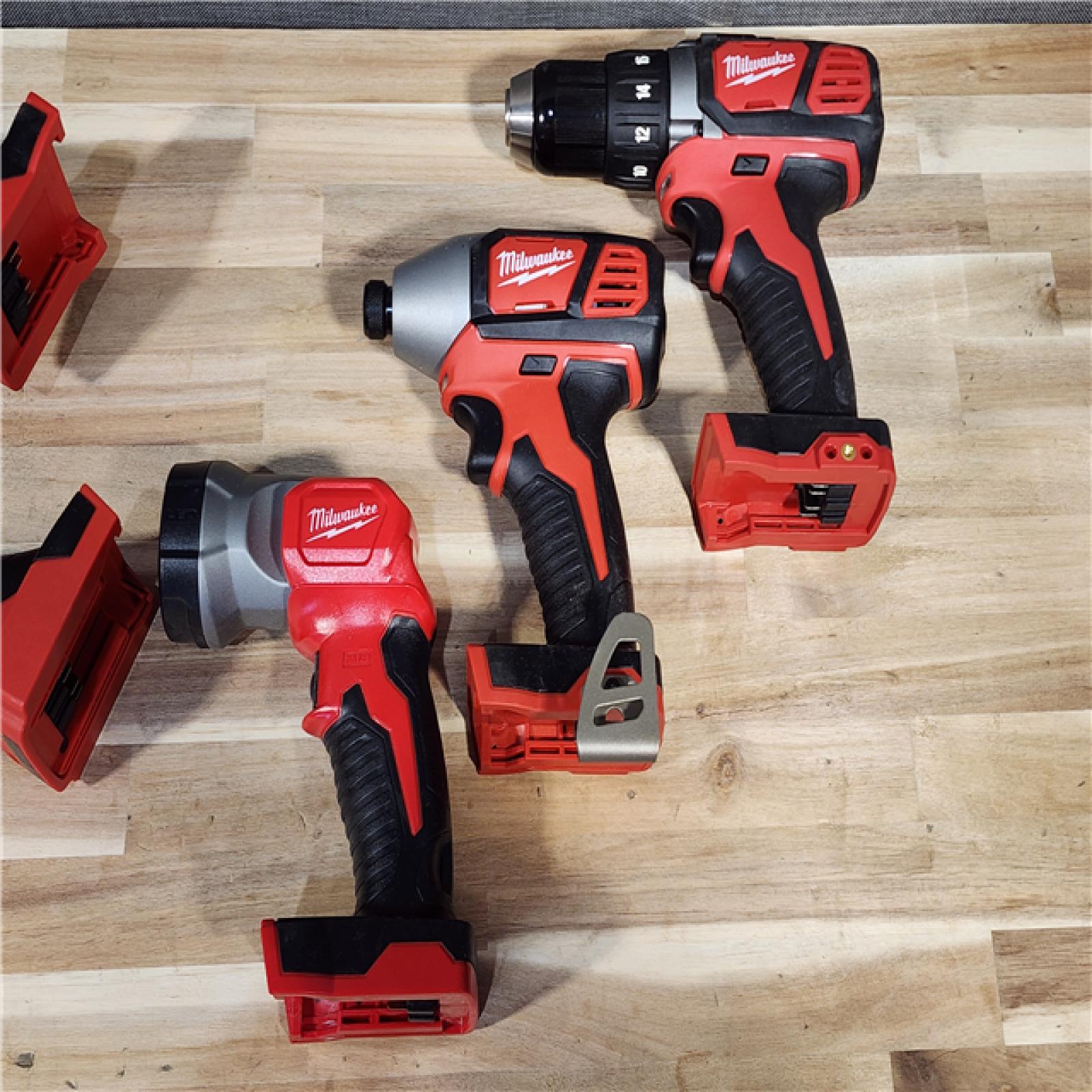 HOUSTON LOCATION - AS-IS MILWAUKEE 5 TOOL COMBO KIT W/ (2) BATTERY & CHARGER