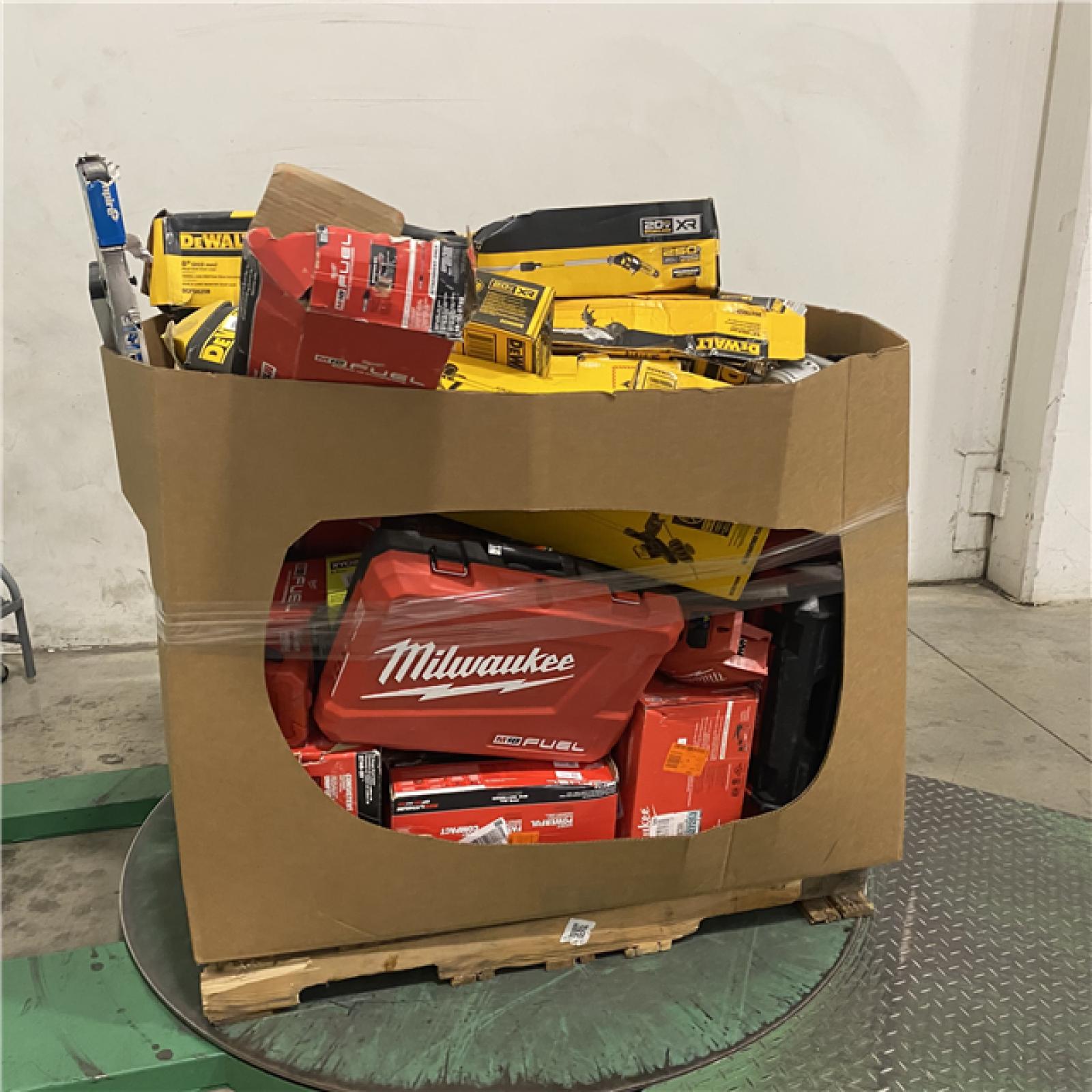 DALLAS LOCATION - AS-IS TOOL PALLET