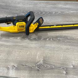 AS-IS Dewalt 20V MAX 22 in. Cordless Battery Powered Hedge Trimmer (Tool Only)