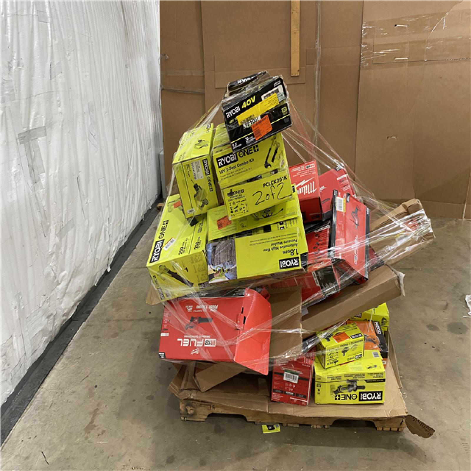 Houston Location AS IS - Tool Pallet