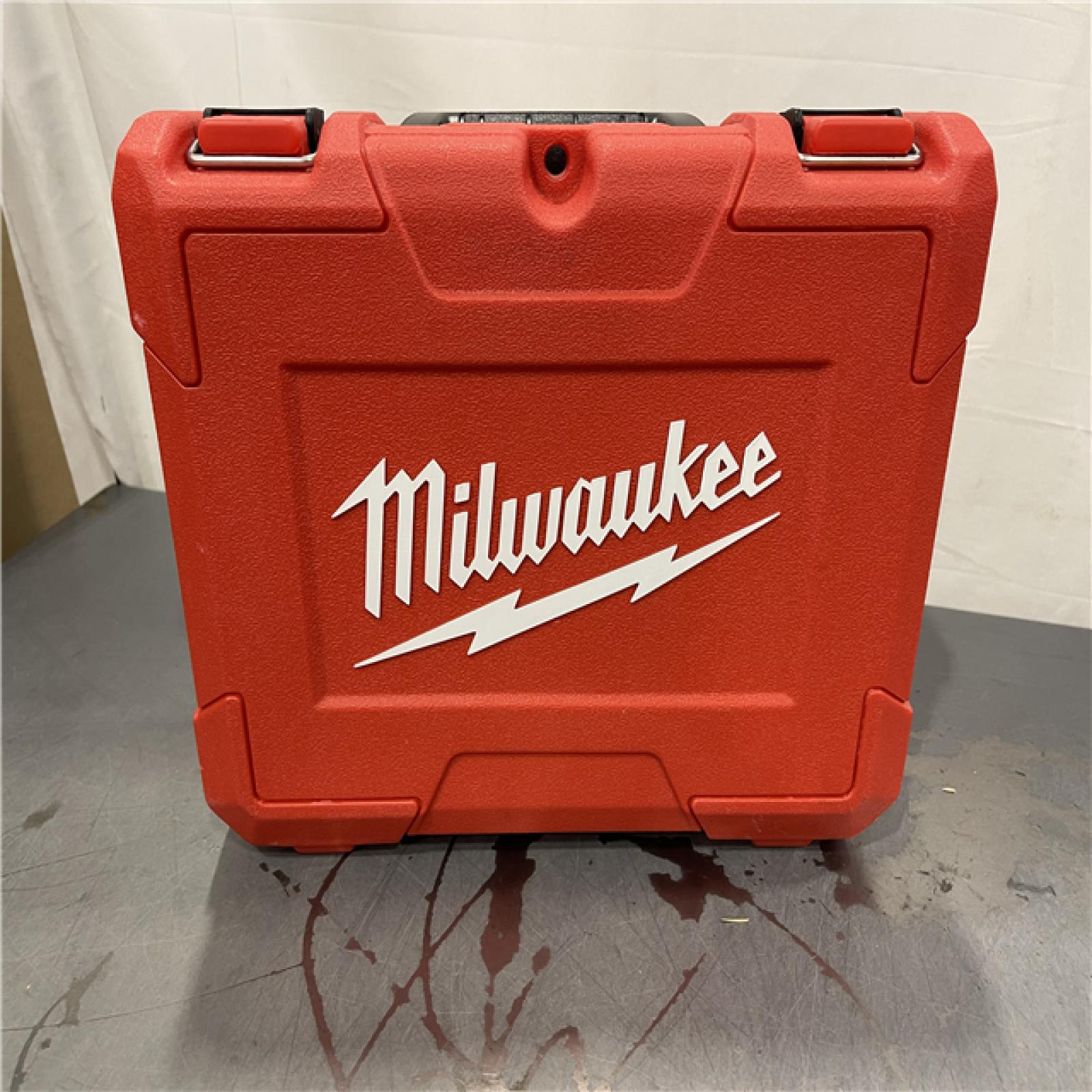 AS-IS - Milwaukee Green 100 ft. Cross Line and Plumb Points Rechargeable Laser Level Kit