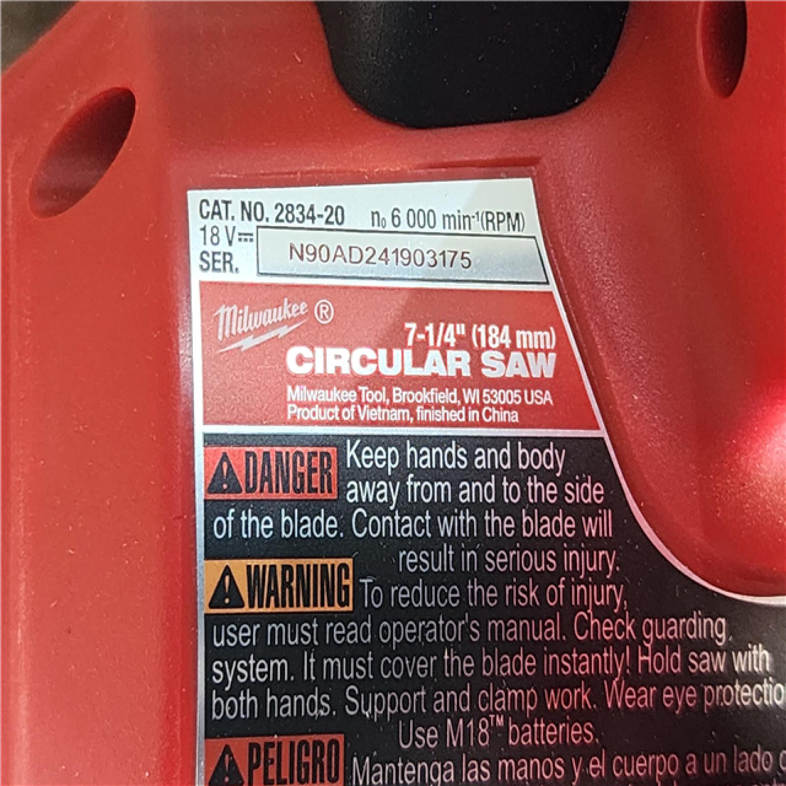 HOUSTON LOCATION - AS-IS Milwaukee M18 FUEL 7-1/4 Inch Circular Saw (Bare Tool)