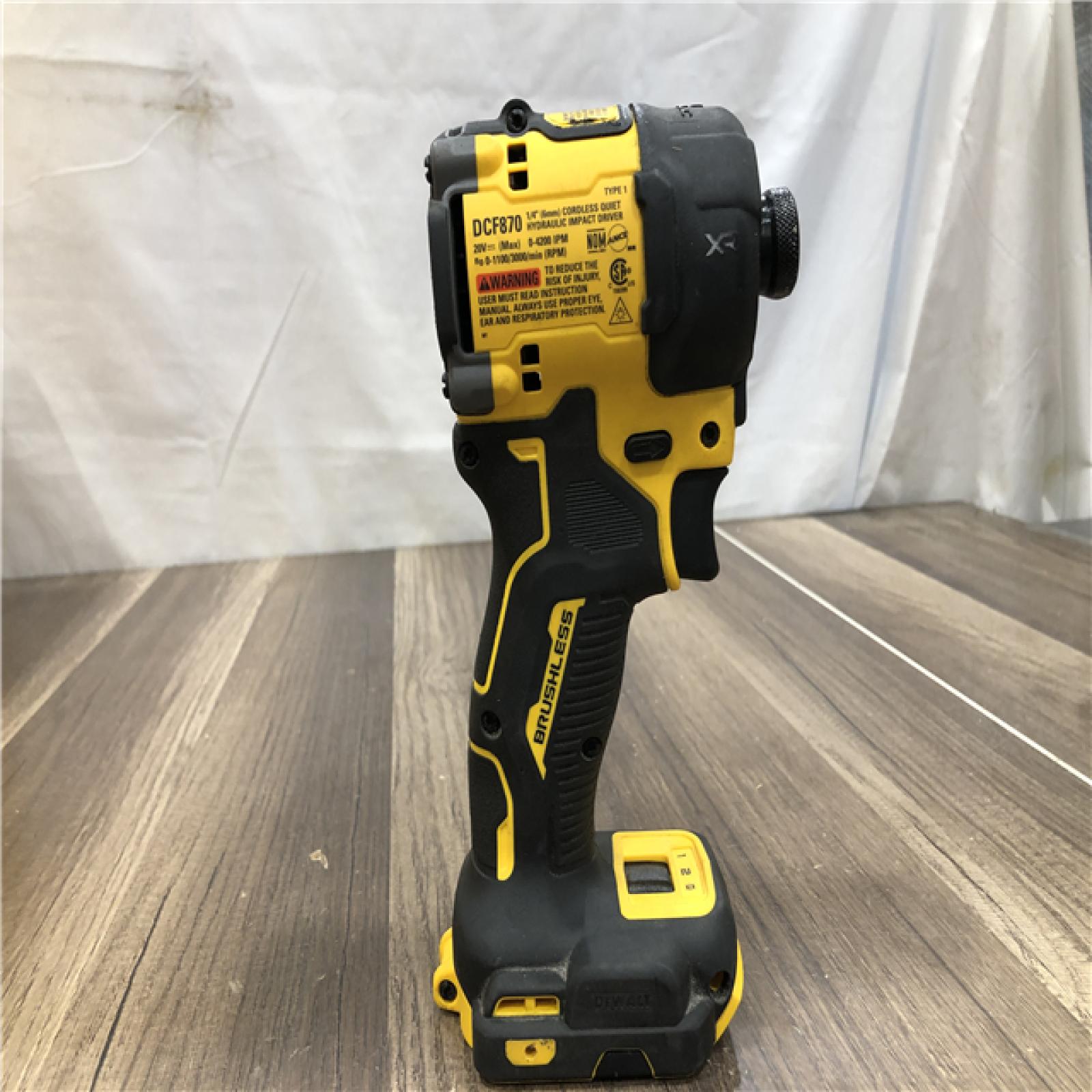 AS-IS DEWALT 20V XR Brushless Cordless 1/4 in. Quiet Hydraulic Impact Driver (Tool-Only)