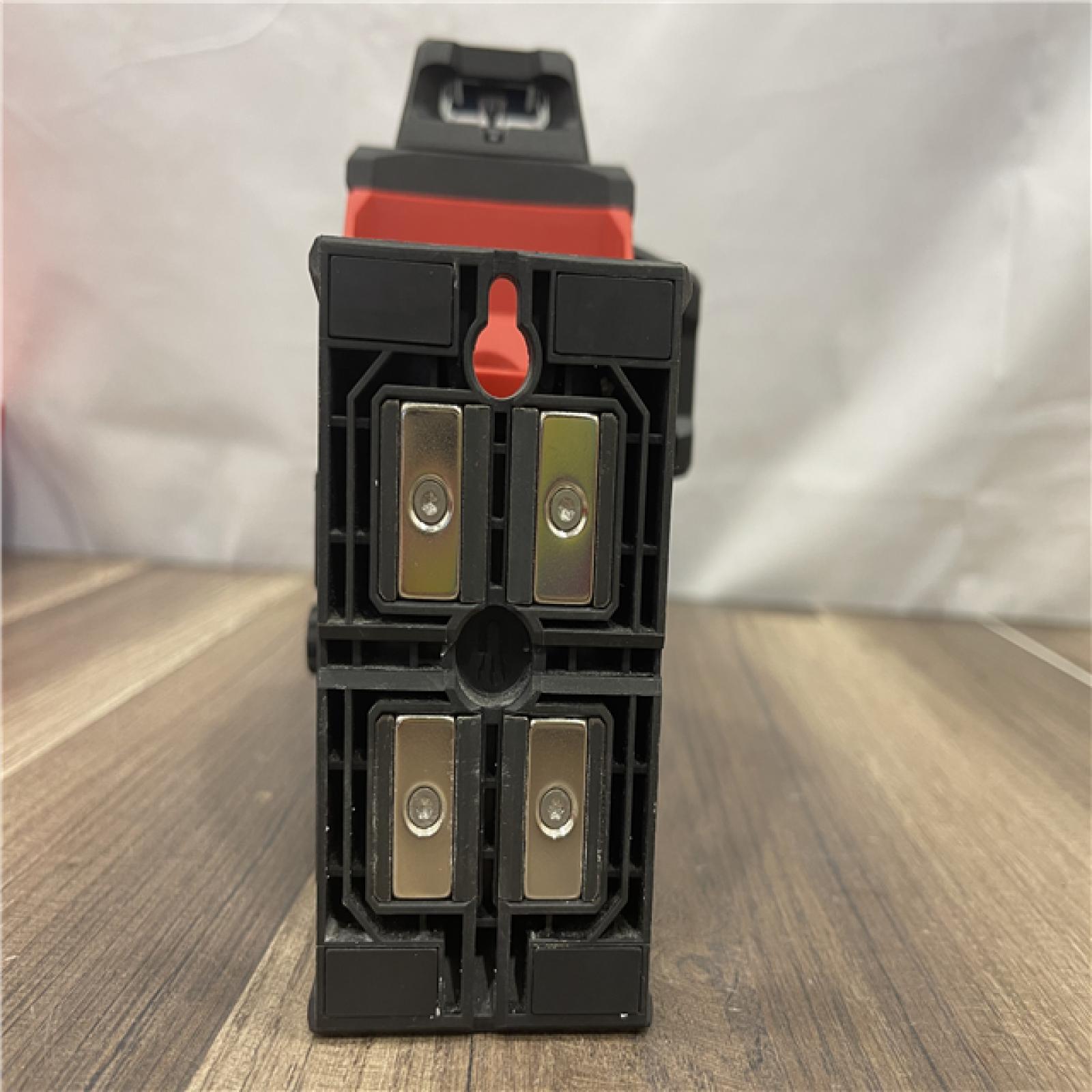 AS-IS- Milwaukee 12-Volt Lithium-Ion Cordless Green 250 ft. 3-Plane Laser Level Kit