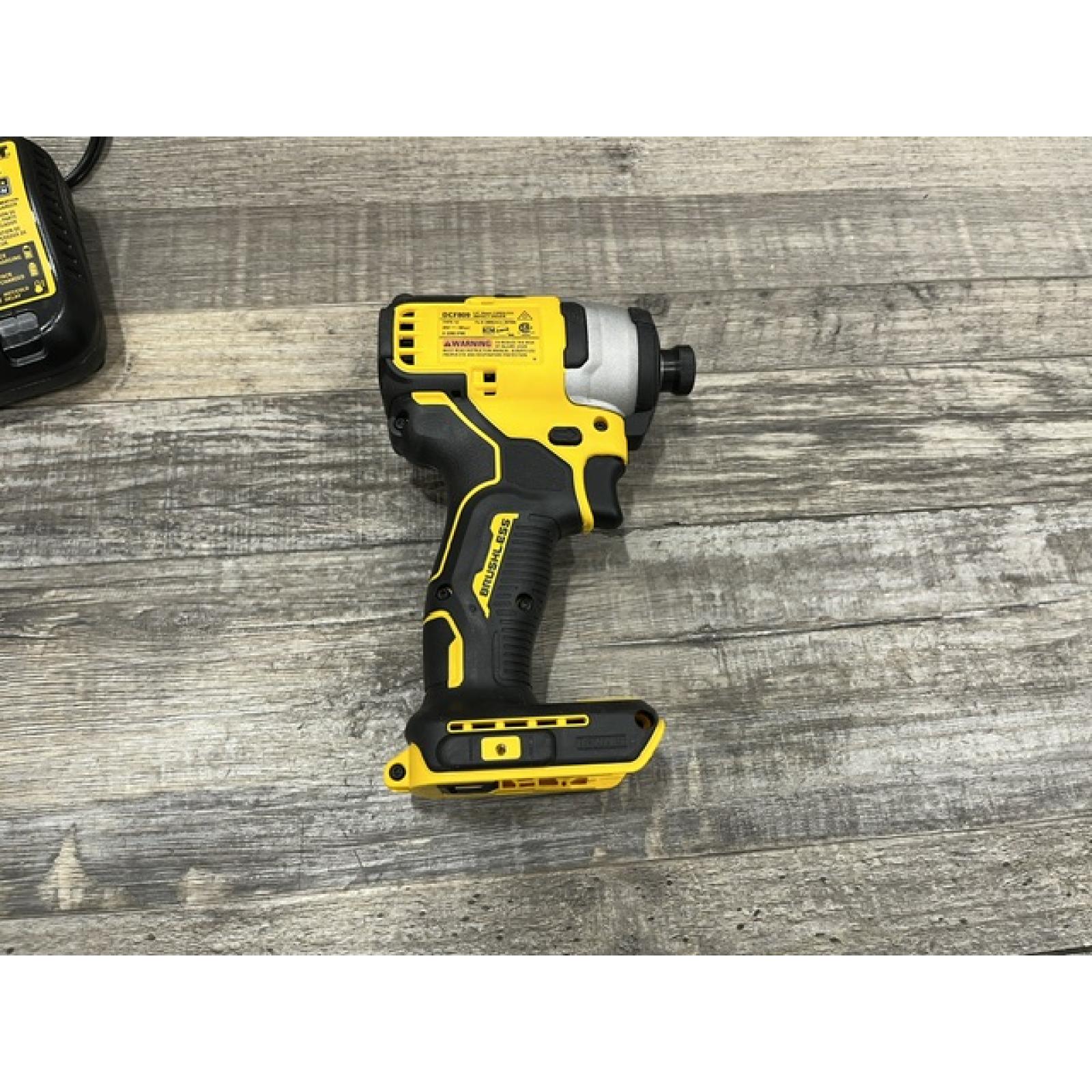 AS-IS DEWALT Atomic 20V Max Lithium-Ion Brushless Cordless Compact 1/4 in. Impact Driver Kit