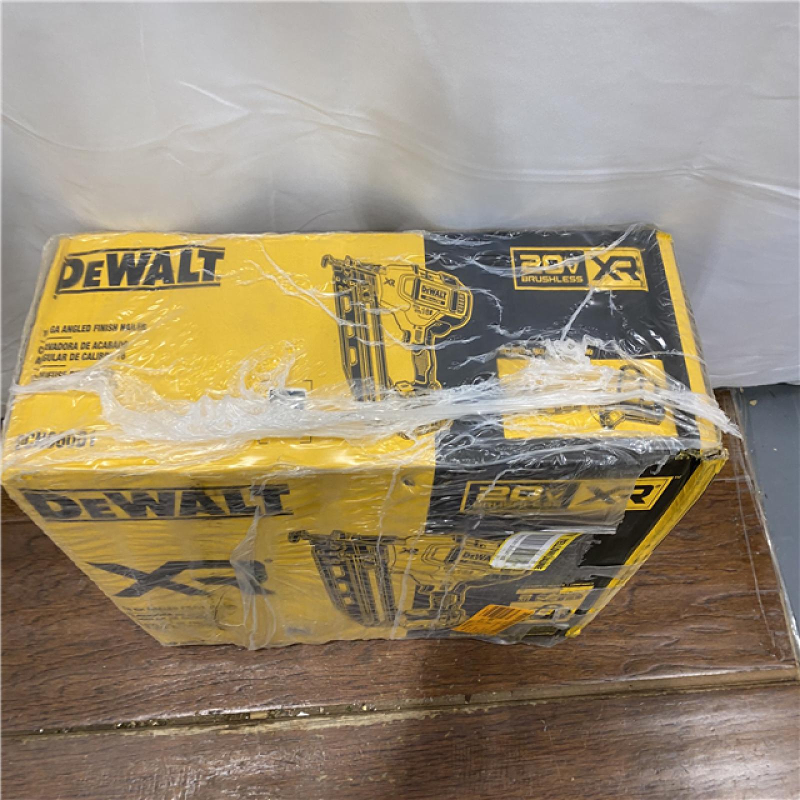 NEW DeWalt DCN660D1 20V 16 Gauge Cordless Angled Finish Nailer Kit W/ 2Ah Battery