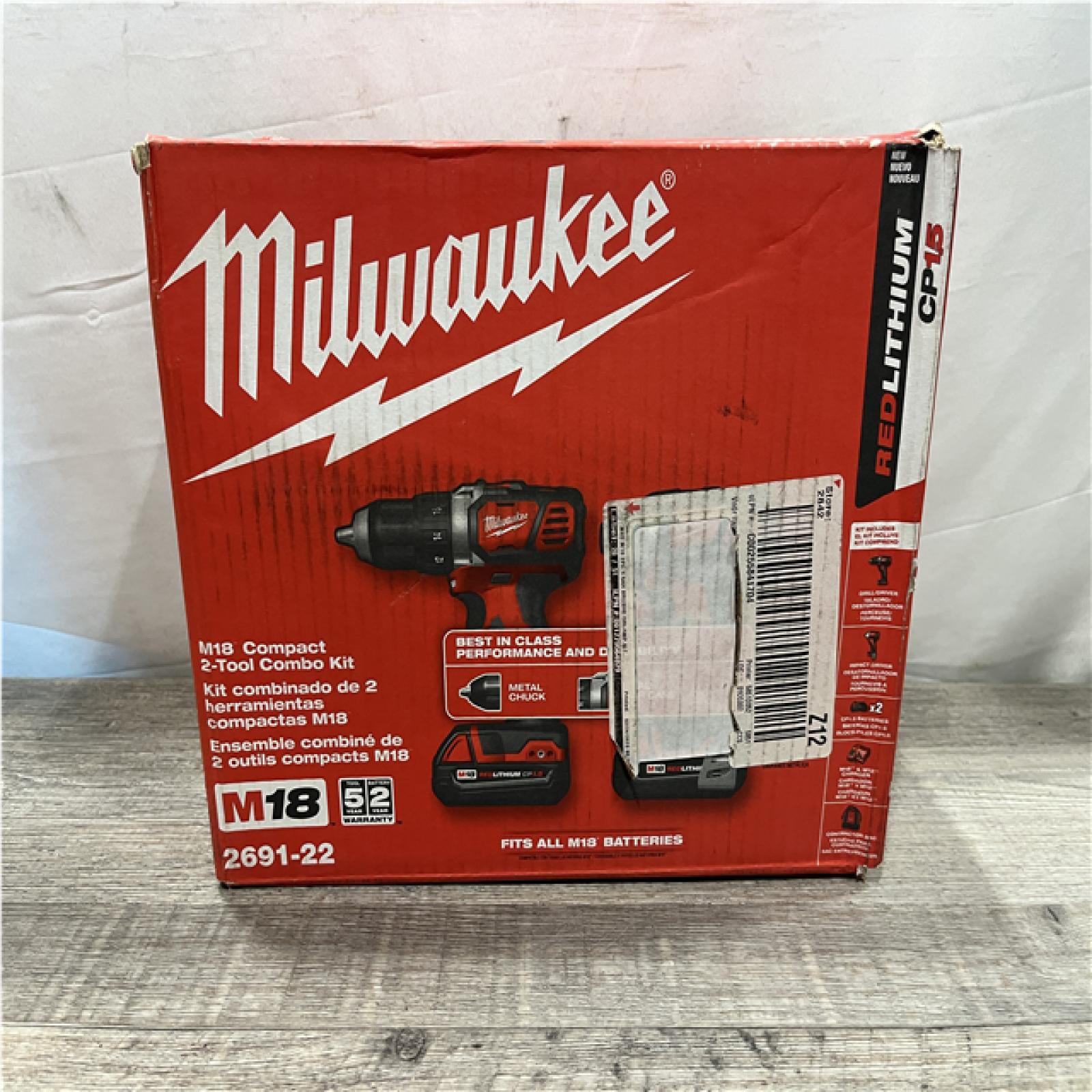 NEW - Milwaukee 18V Lithium-Ion Cordless Drill Driver/Impact Driver Combo Kit