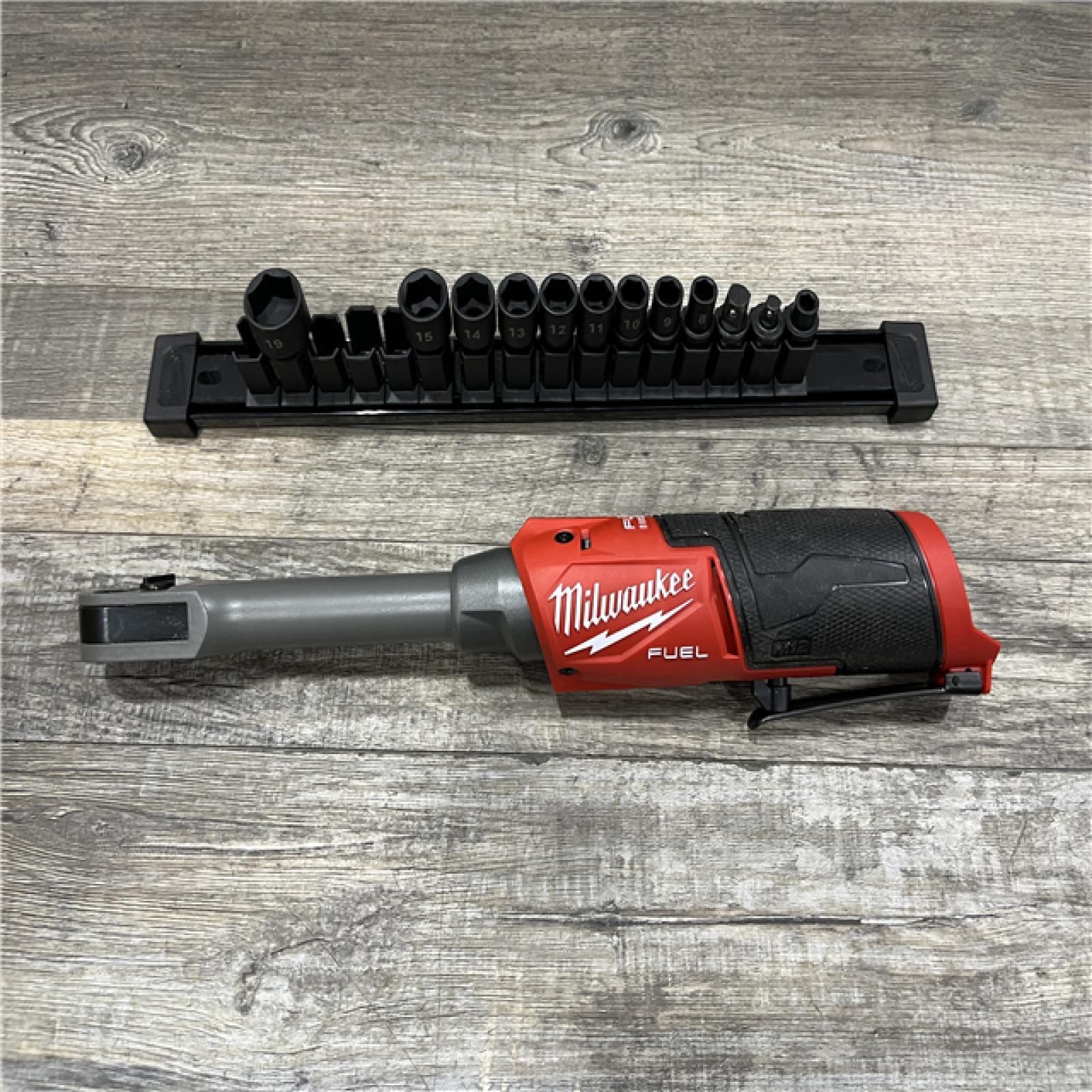 AS-IS Milwaukee FUEL INSIDER 12V Lithium-Ion Brushless Cordless 1/4 in. - 3/8 in. Extended Reach Box Ratchet (Tool-Only)