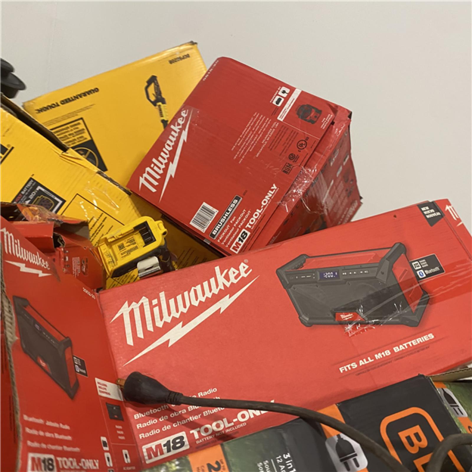 Dallas Location - As-Is Tool Pallet