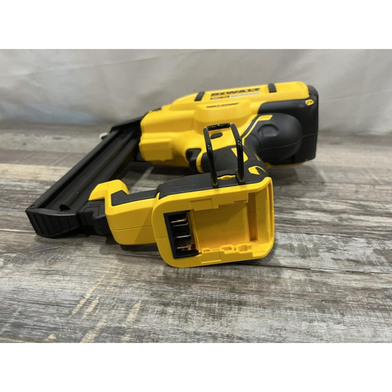 AS-IS DEWALT Cordless 18-Gauge Narrow Crown Stapler (Tool Only)