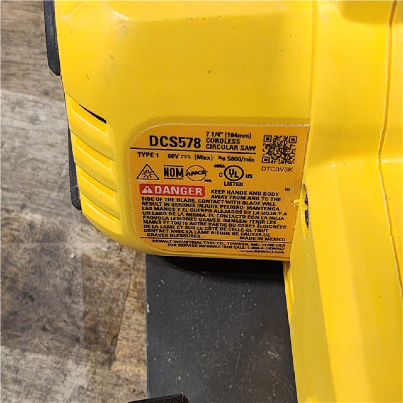 HOUSTON LOCATION - AS-IS DeWALT Flexvolt Max 7-1/4 60V Brushless Circular Saw (Tool Only)