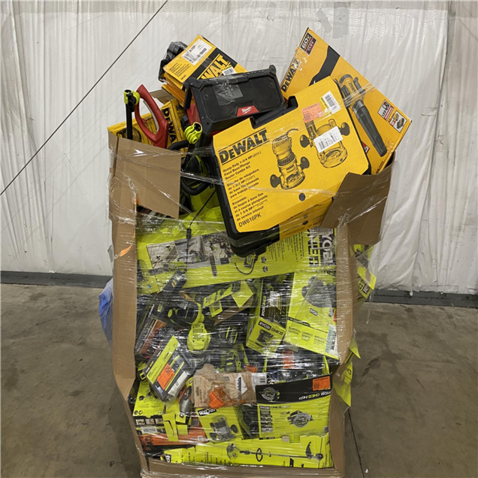 Houston Location AS IS - Tool Pallet