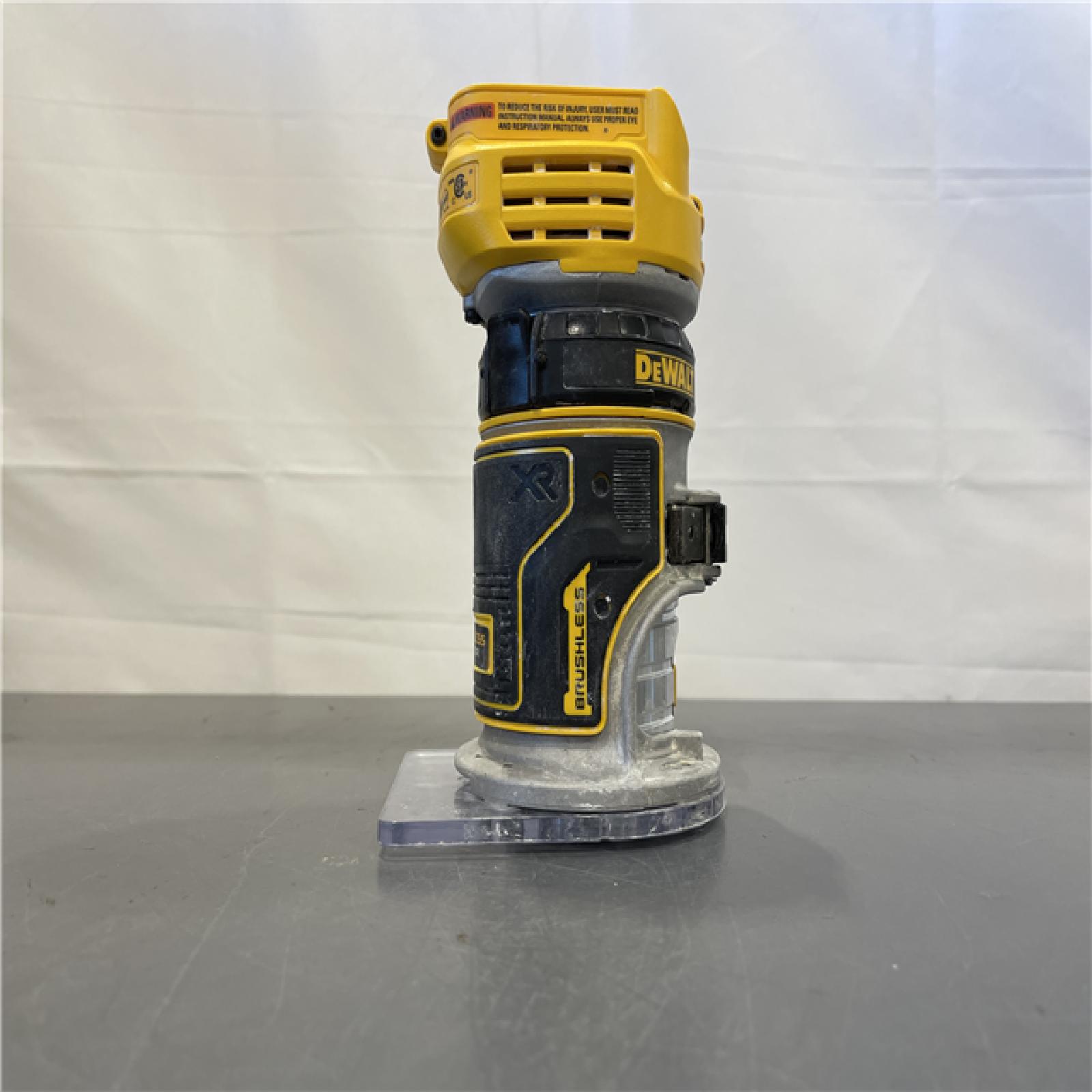 AS-IS -Dewalt 20V MAX XR Brushless Cordless Compact Router (Tool Only)