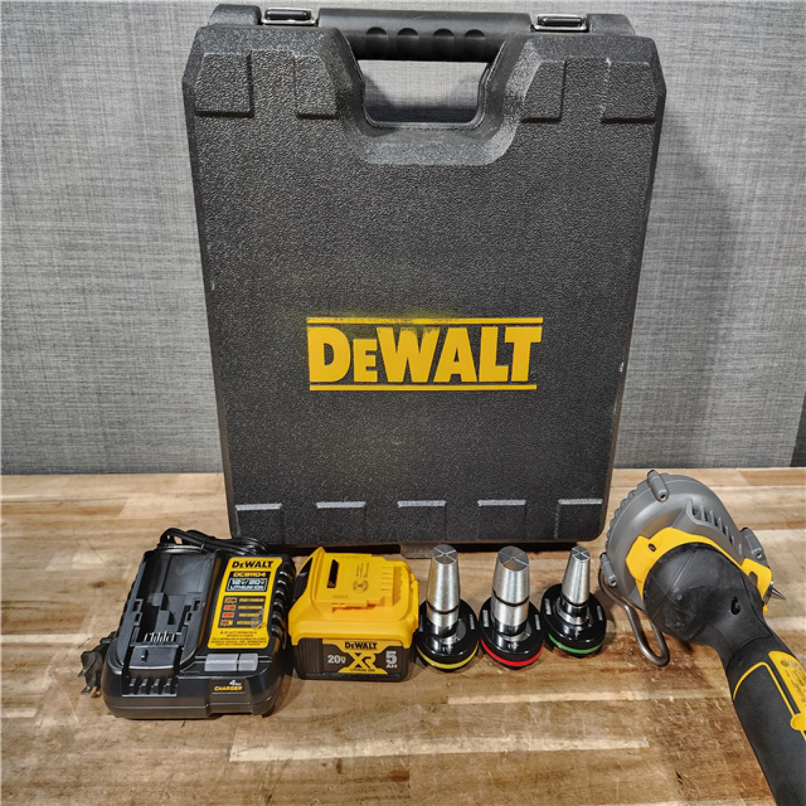 HOUSTON LOCATION - AS - IS DEWALT 20-Volt MAX XR 1-1/2 in. PEX Expander Kit