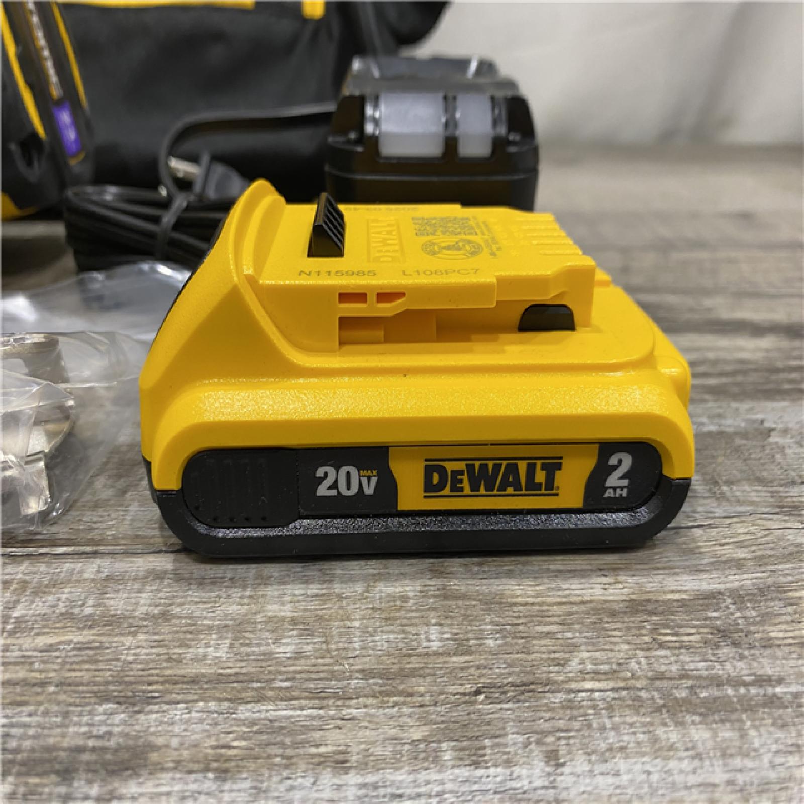 AS-IS DEWALT ATOMIC 20V MAX Lithium Ion Cordless 23 Gauge Pin Nailer Kit