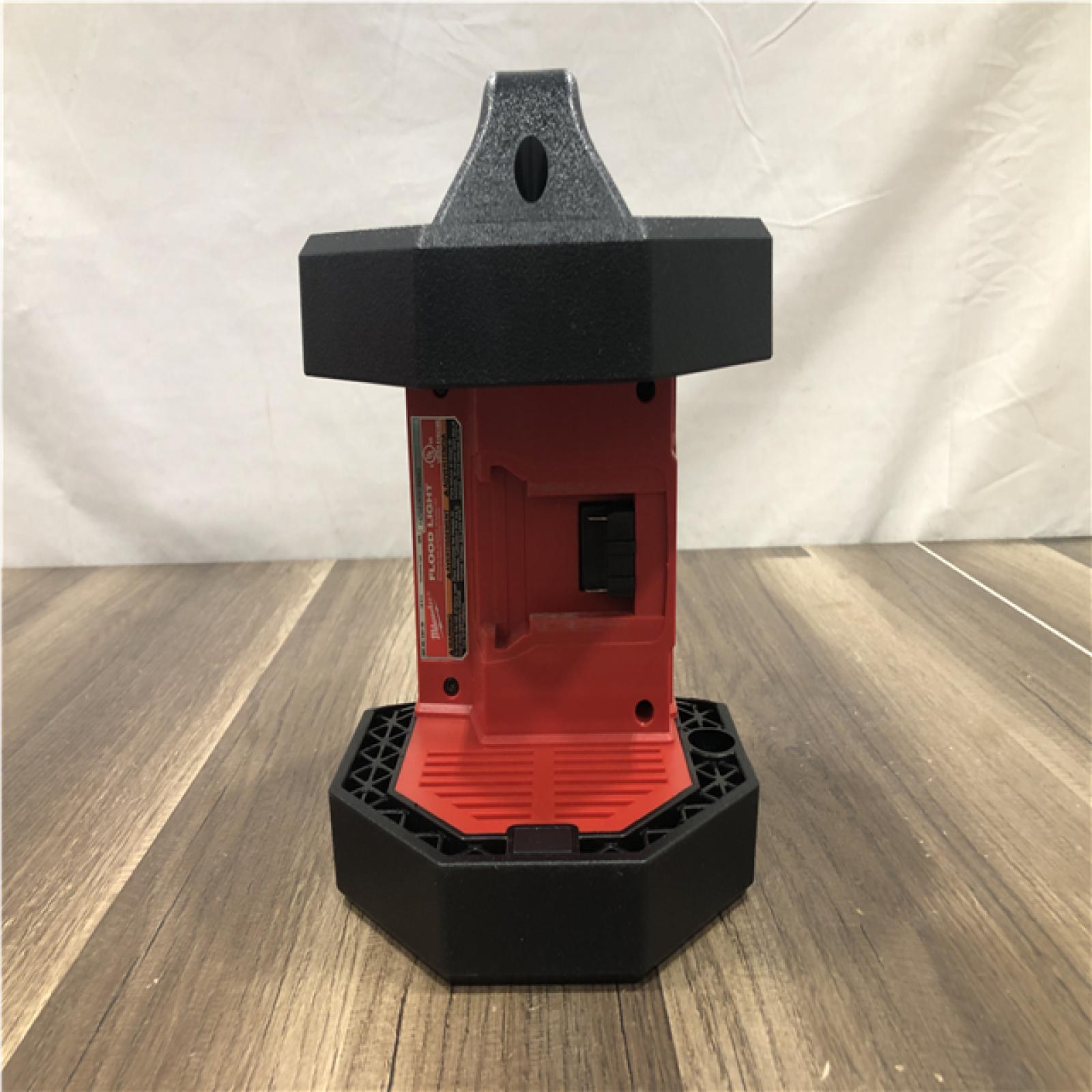 AS-IS Milwaukee Cordless 1500 Lumens LED Flood Light (Tool-Only)