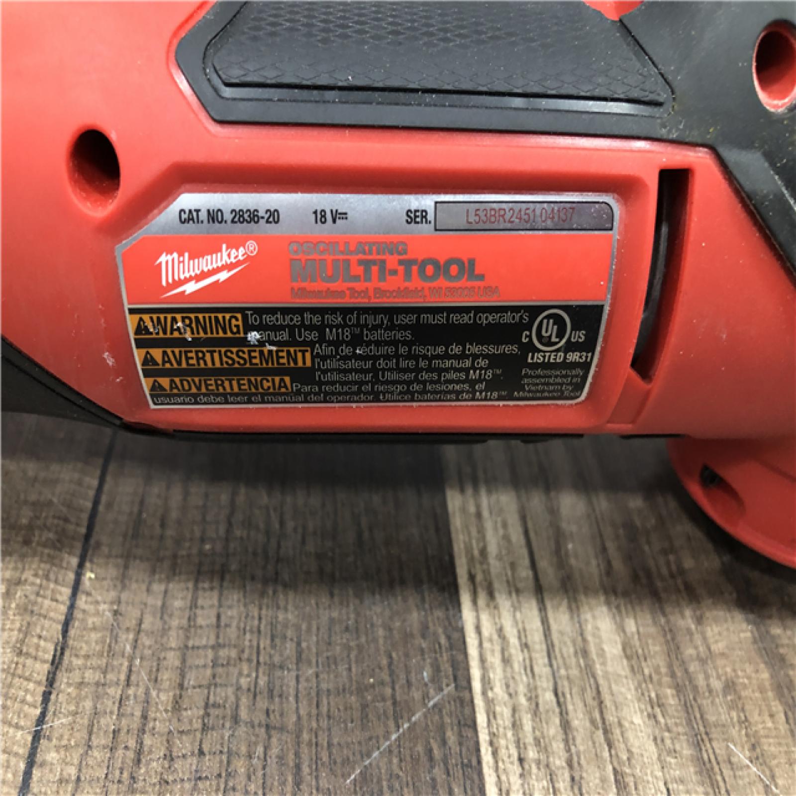 AS-IS Milwaukee FUEL 18V Lithium-Ion Cordless Brushless Oscillating Multi-Tool (Tool-Only)
