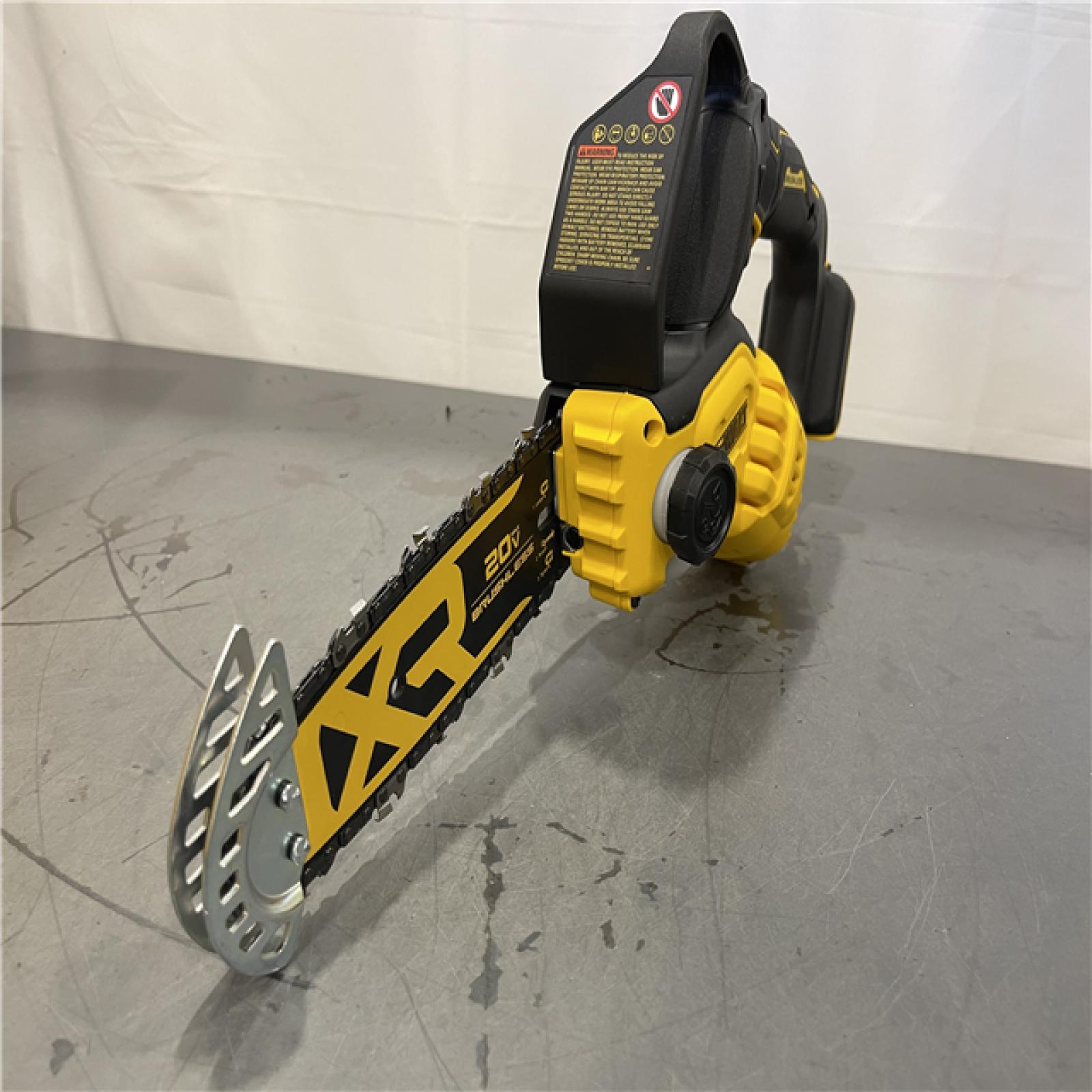 AS-IS - DeWalt 20V MAX 8 in. Brushless Cordless Battery Powered Pruning Chainsaw
