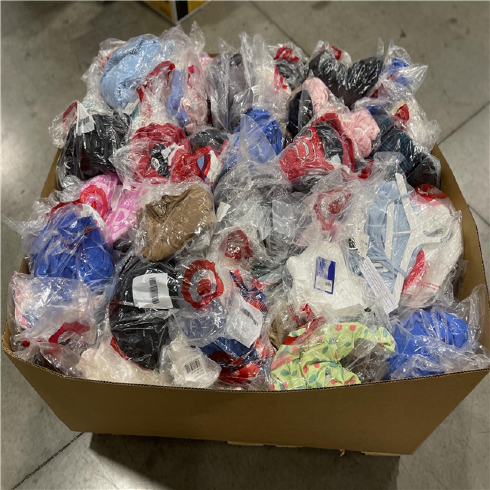 DALLAS LOCATION- NEW!- BULLSEYE MIXED CLOTHING PALLET (300 UNITS)