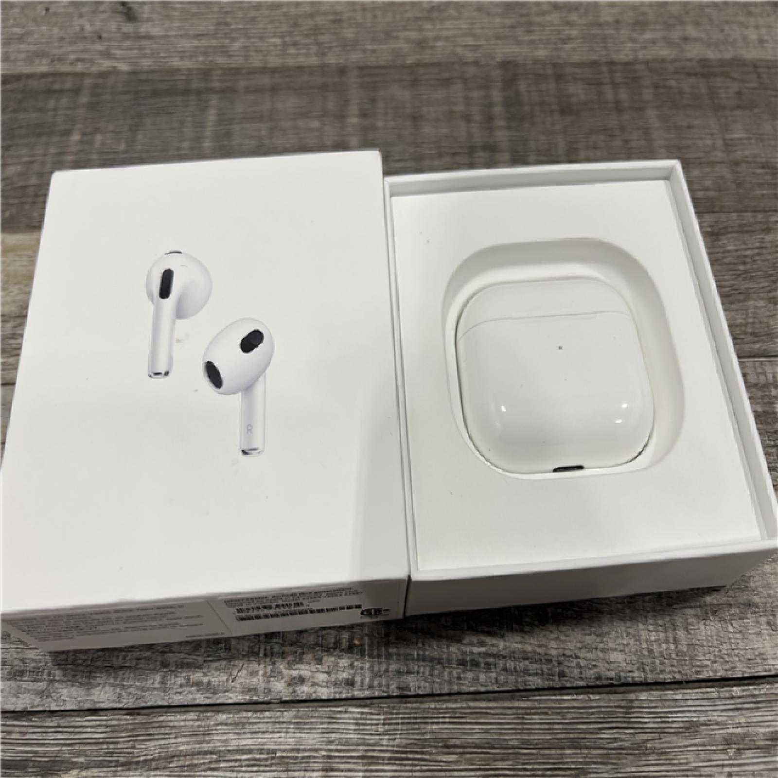 AS-IS AirPods (3rd Generation) with Lightning Charging Case