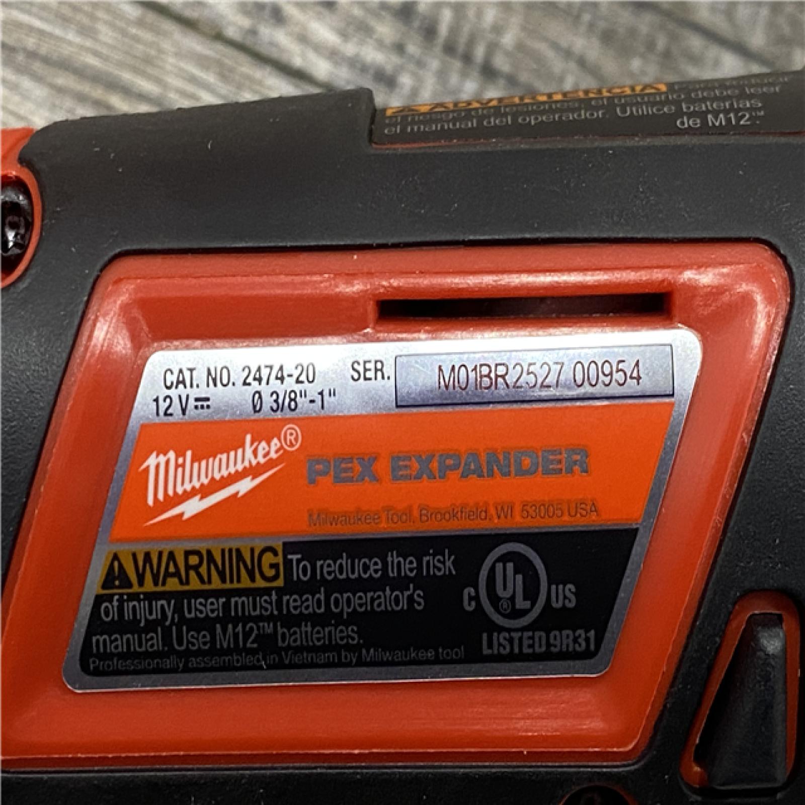 AS-IS Milwaukee 12-Volt Lithium-Ion Cordless ProPEX Expansion Tool Kit