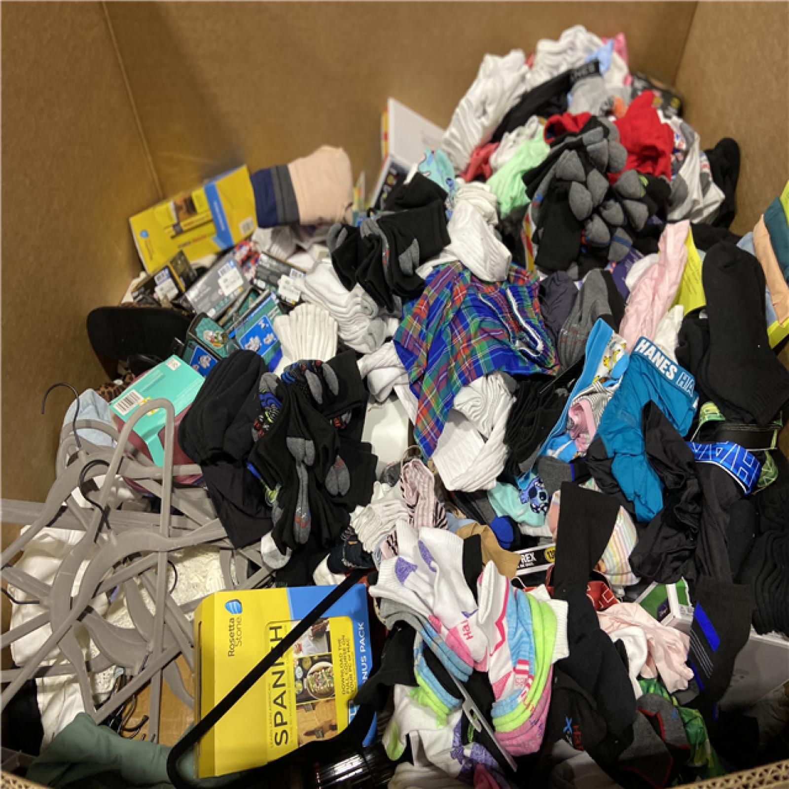 DALLAS LOCATION - BULLSEYE CLOTHING, HOME GOODS PALLET