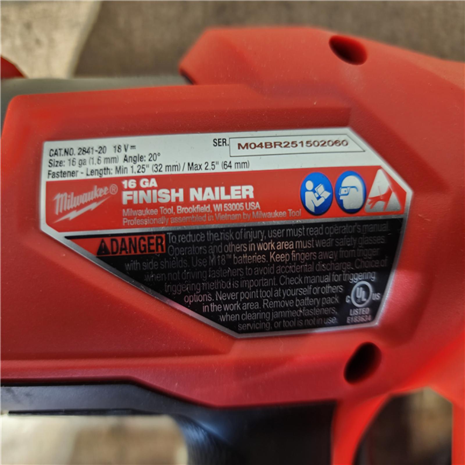 HOUSTON LOCATION - AS-IS Milwaukee FUEL 18-Volt Lithium-Ion Brushless Cordless Gen II 16-Gauge Angled Finish Nailer (Tool-Only)