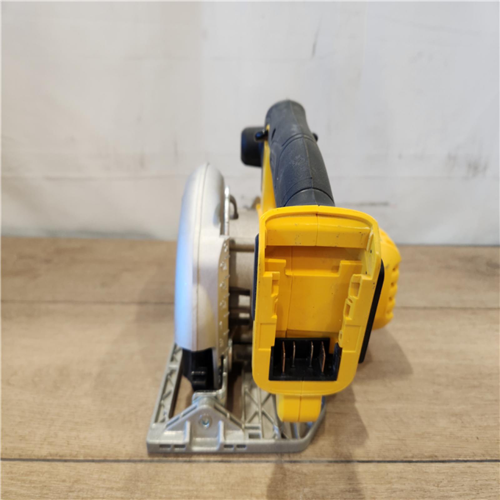 AS-IS- DEWALT 20-Volt 6-1/2 in. MAX Lithium-Ion Cordless Circular Saw (Tool-Only)