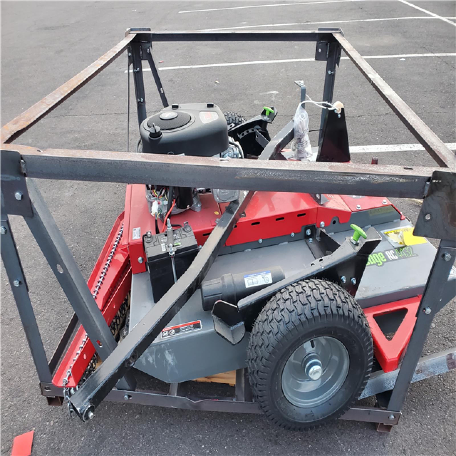 Phoenix Location Good Condition Earthquake 500 cc Briggs & Stratton