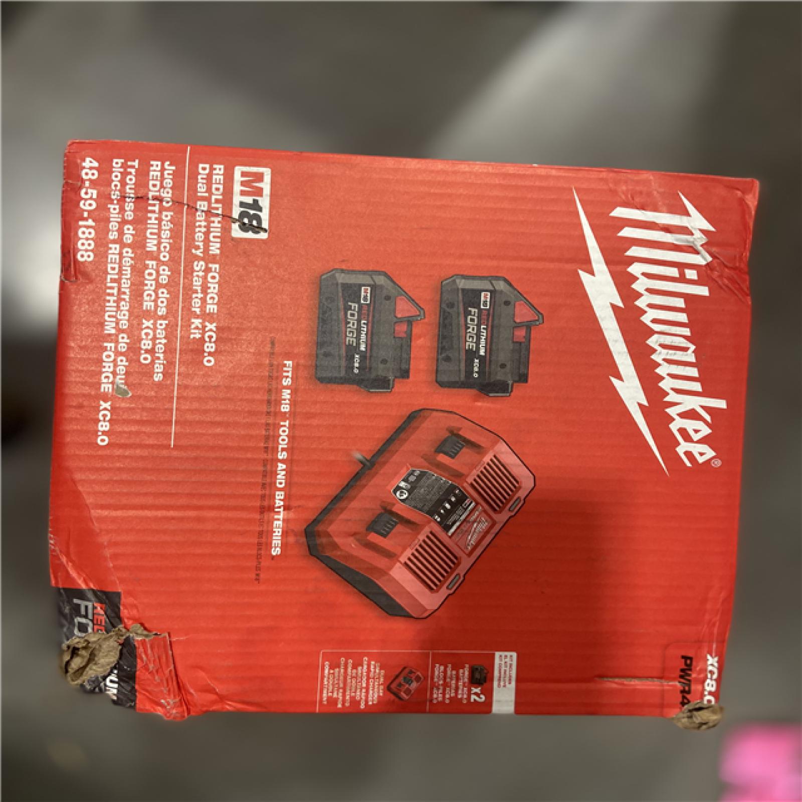 NEW! - Milwaukee M18 18-Volt Lithium-Ion REDLITHIUM FORGE Starter Kit with Two XC 8.0 Ah Battery and Dual Bay Rapid Charger