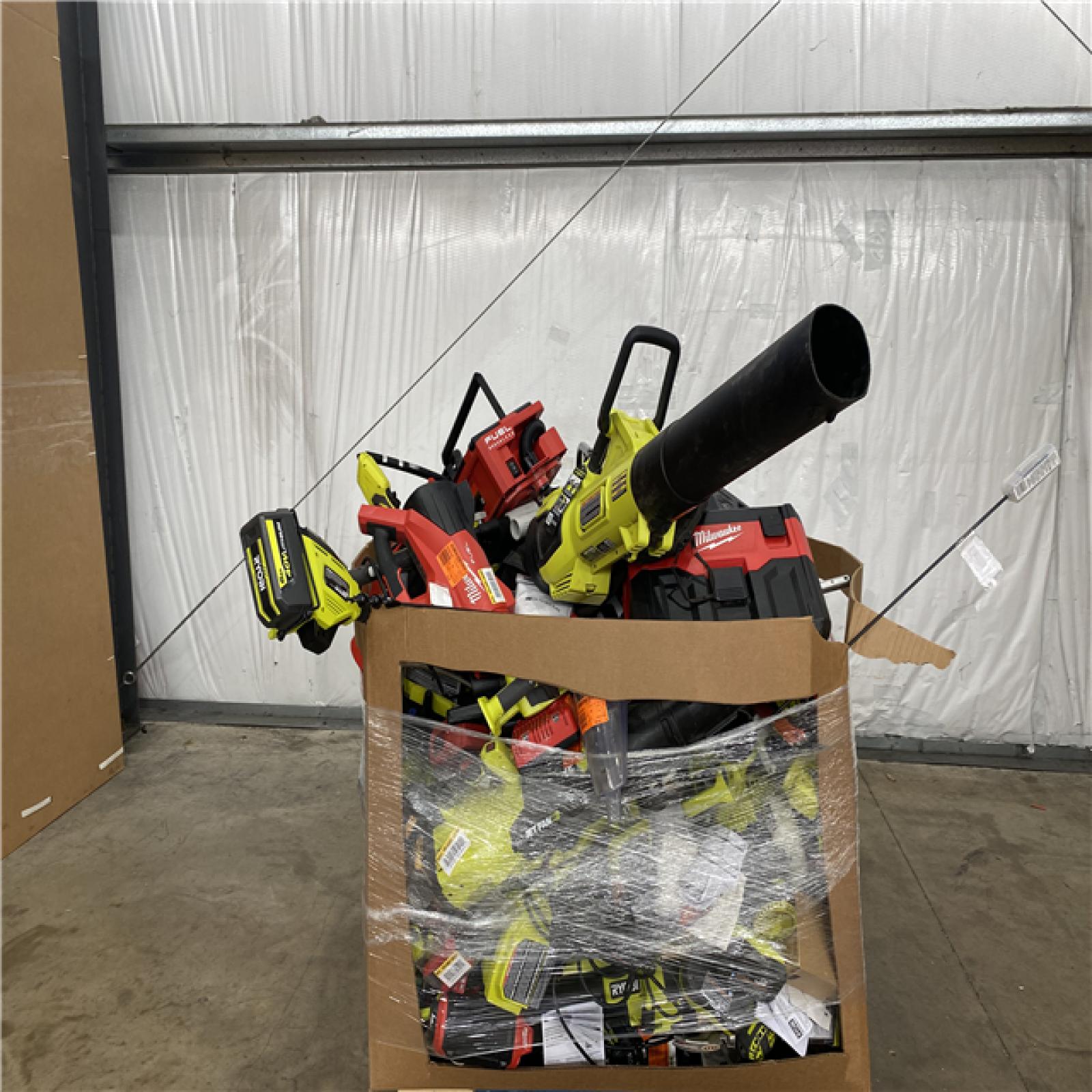 Houston Location AS IS - Tool Pallet