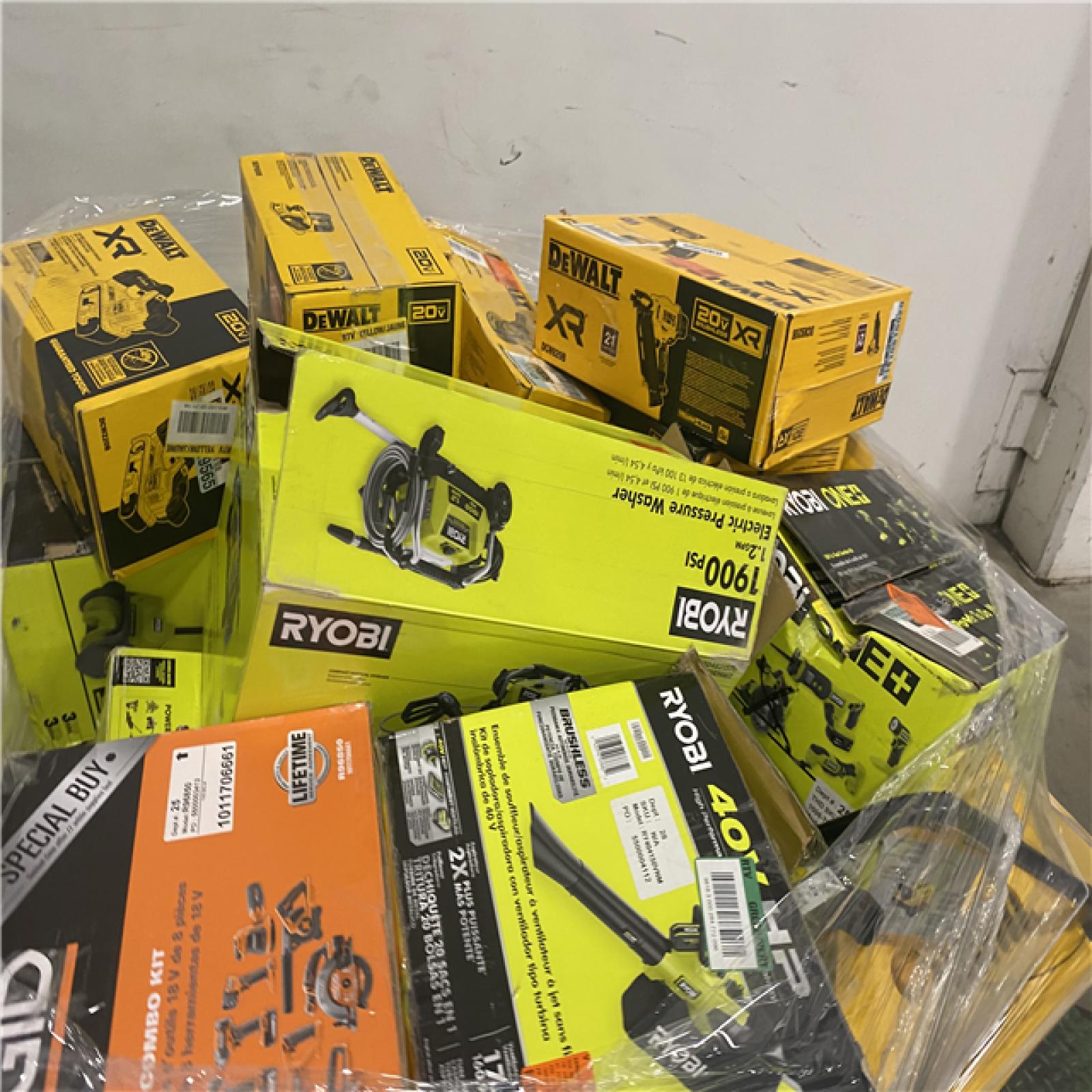 Dallas Location - As-Is Tool Pallet