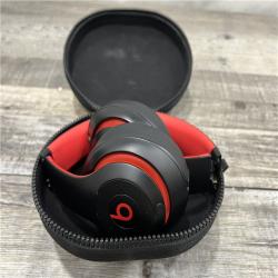 AS-IS Beats Studio3 Wireless Over-Ear Headphones The Beats Decade Collection Defiant