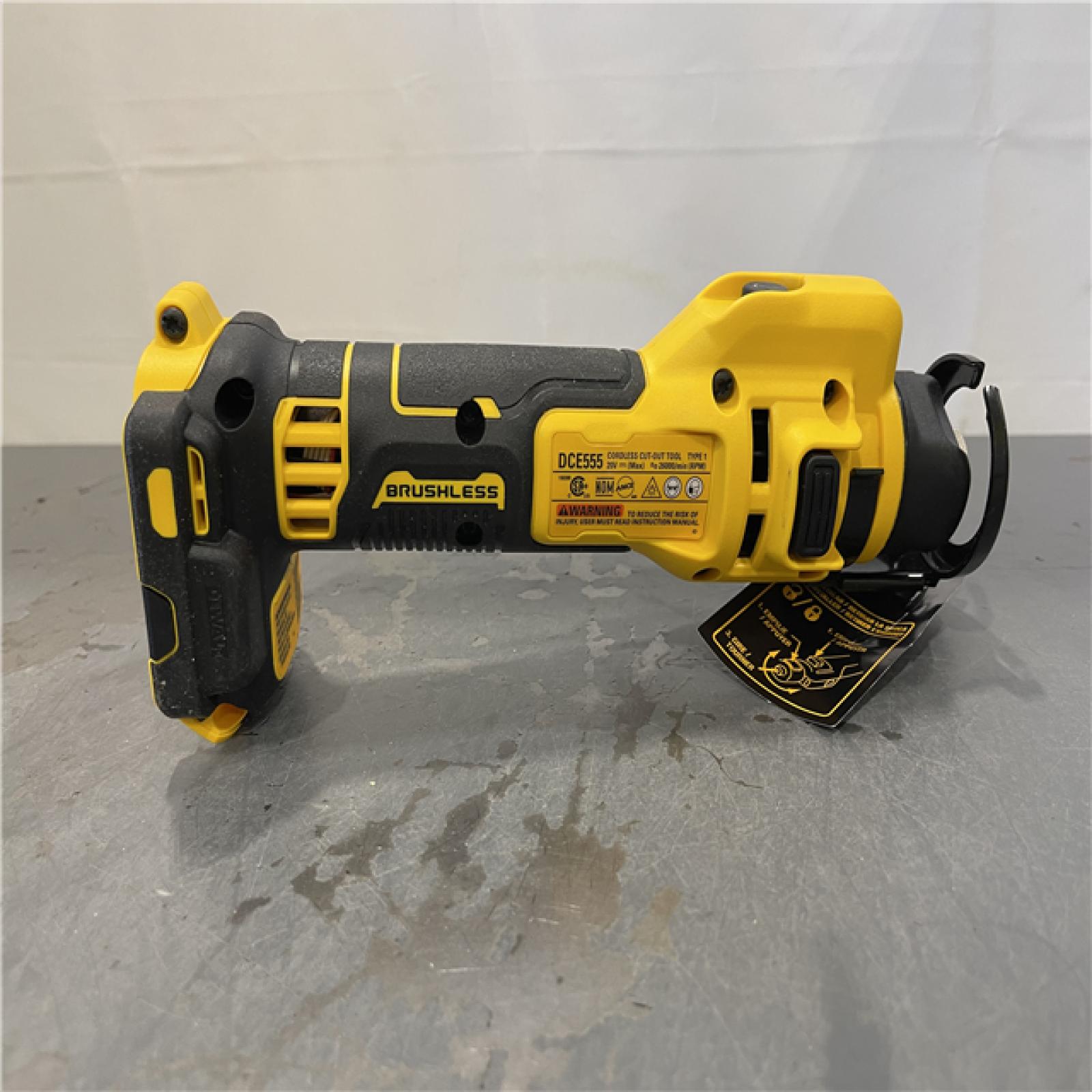 AS-IS - DEWALT XR 20V Lithium-Ion Cordless Rotary Drywall Cut-Out Tool