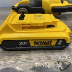 AS-IS DEWALT ATOMIC 20V MAX Cordless Brushless Oscillating Multi Tool Kit