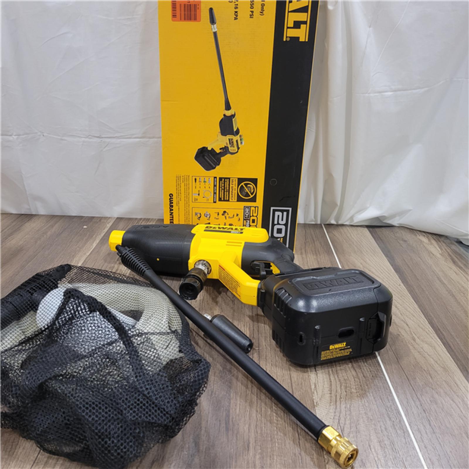 AS-IS  Dewalt 20V 550 PSI  1 GPM Cordless Power Cleaner W/ 4 Nozzles Tool-Only DCPW550B