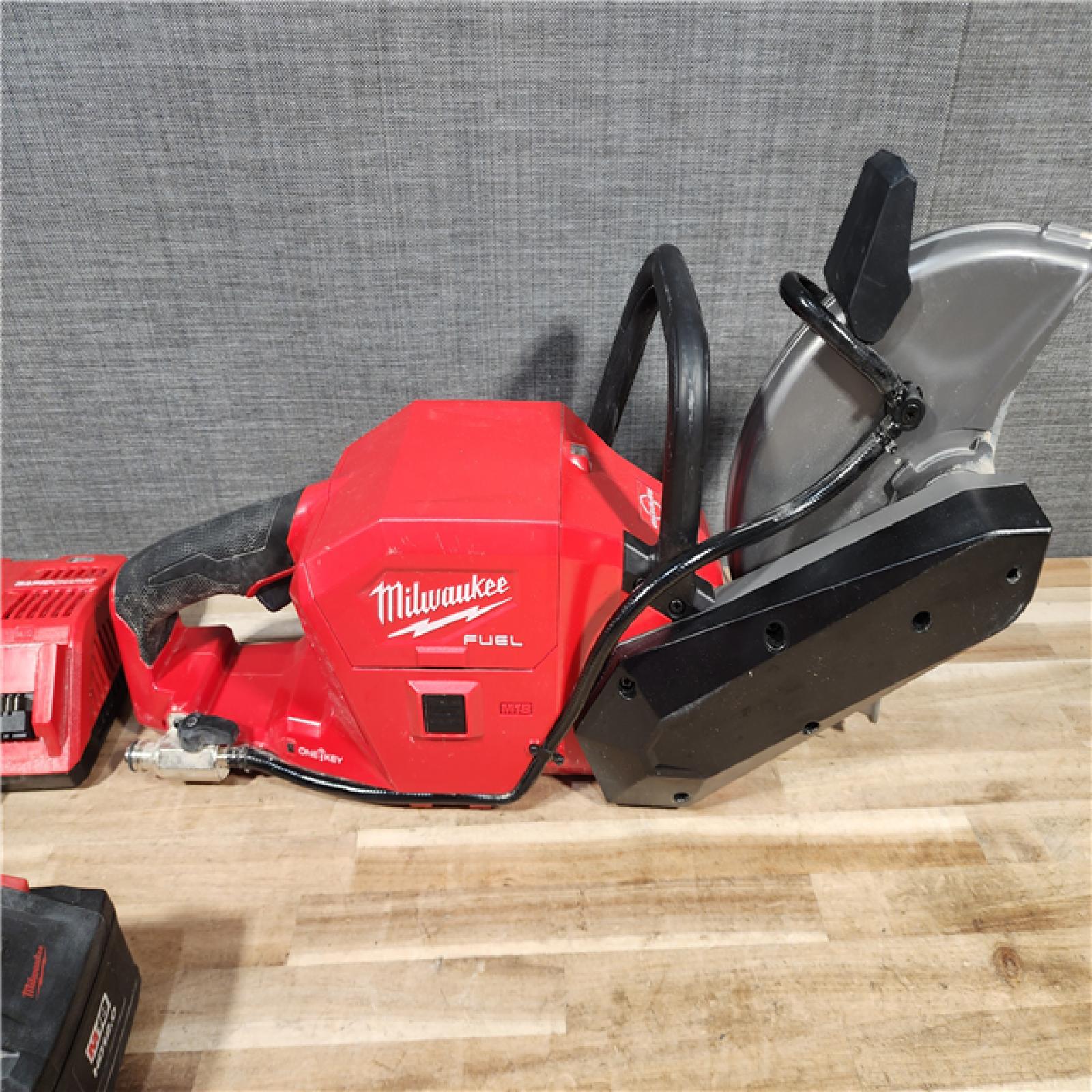 HOUSTON LOCATION - AS-IS Milwaukee M18 FUEL ONE-KEY 18-Volt Lithium-Ion Brushless Cordless 9 in. Cut Off Saw Kit W/ (2) 12.0Ah Batteries & Rapid Charger