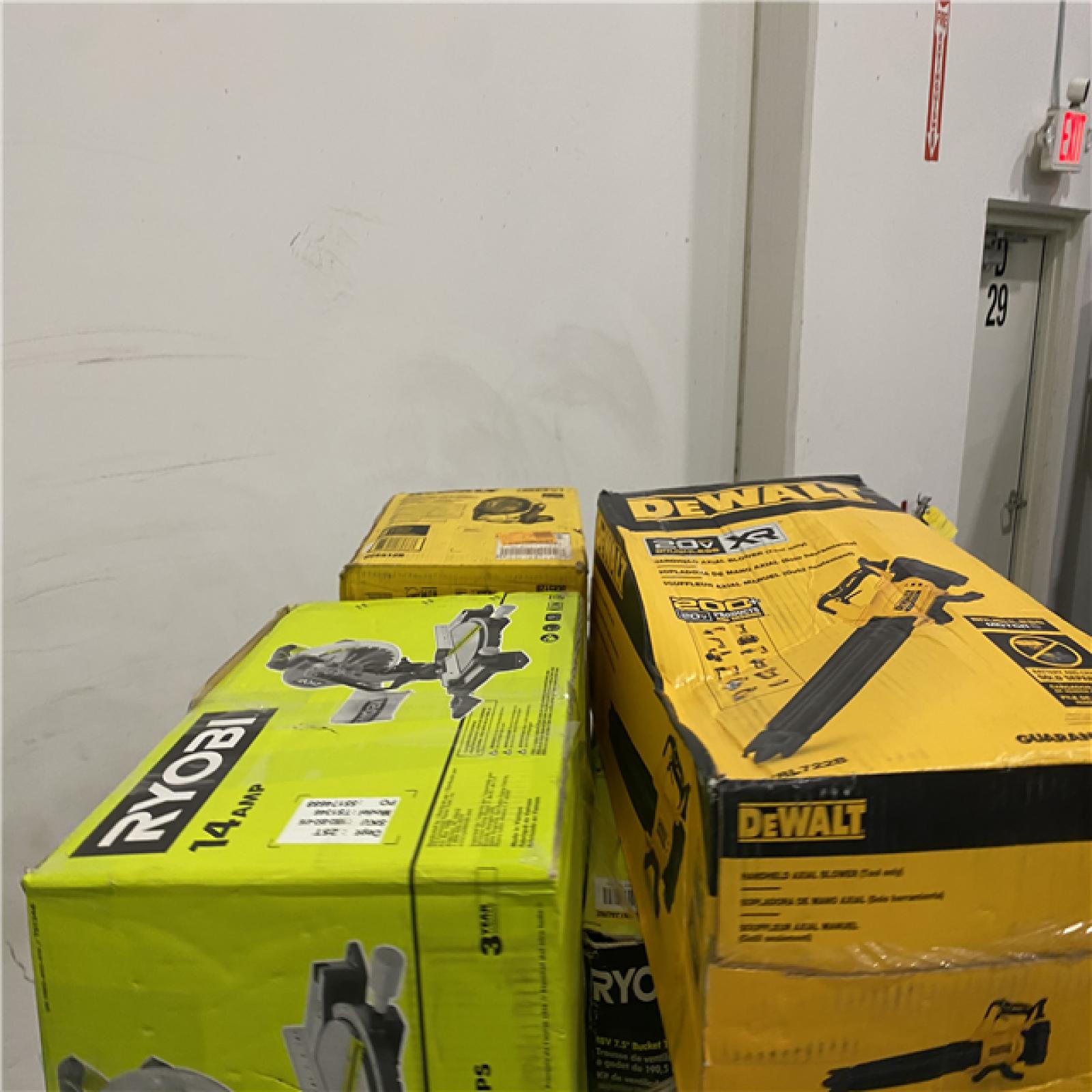 Dallas Location - As-Is Tool Pallet