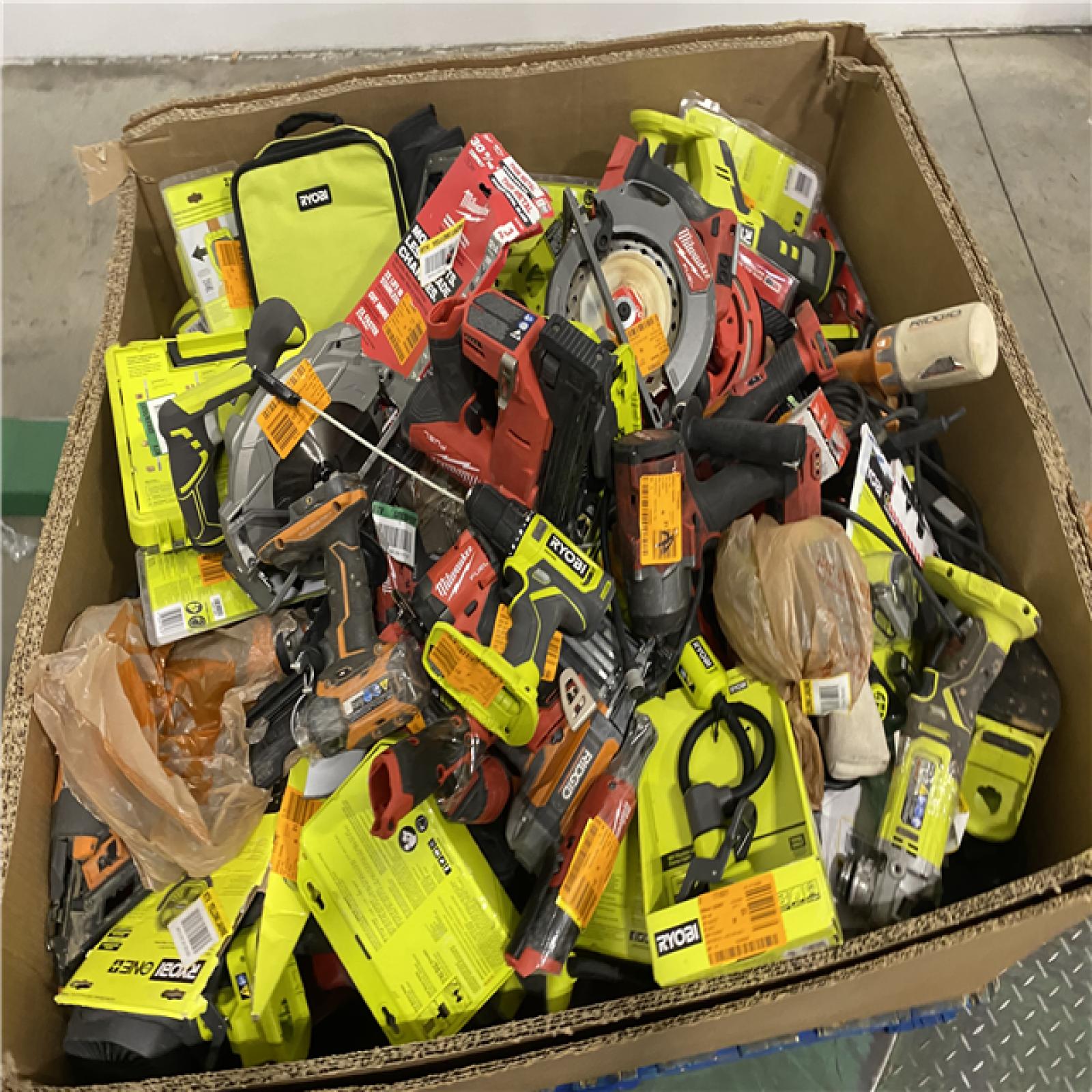 Dallas Location - As-Is Tool Pallet