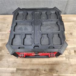 HOUSTON LOCATION - AS-IS Milwaukee 2950-20 18V M18 PACKOUT Lithium-Ion Cordless Radio + Charger (Tool Only)